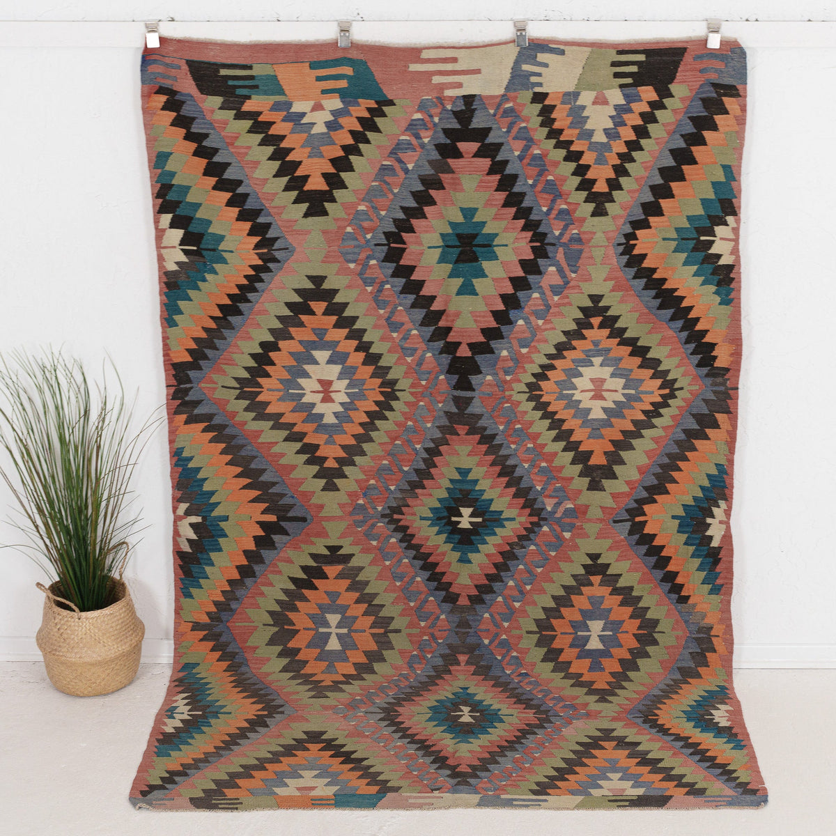 Qaeliness - Vintage Turkish Area Rug