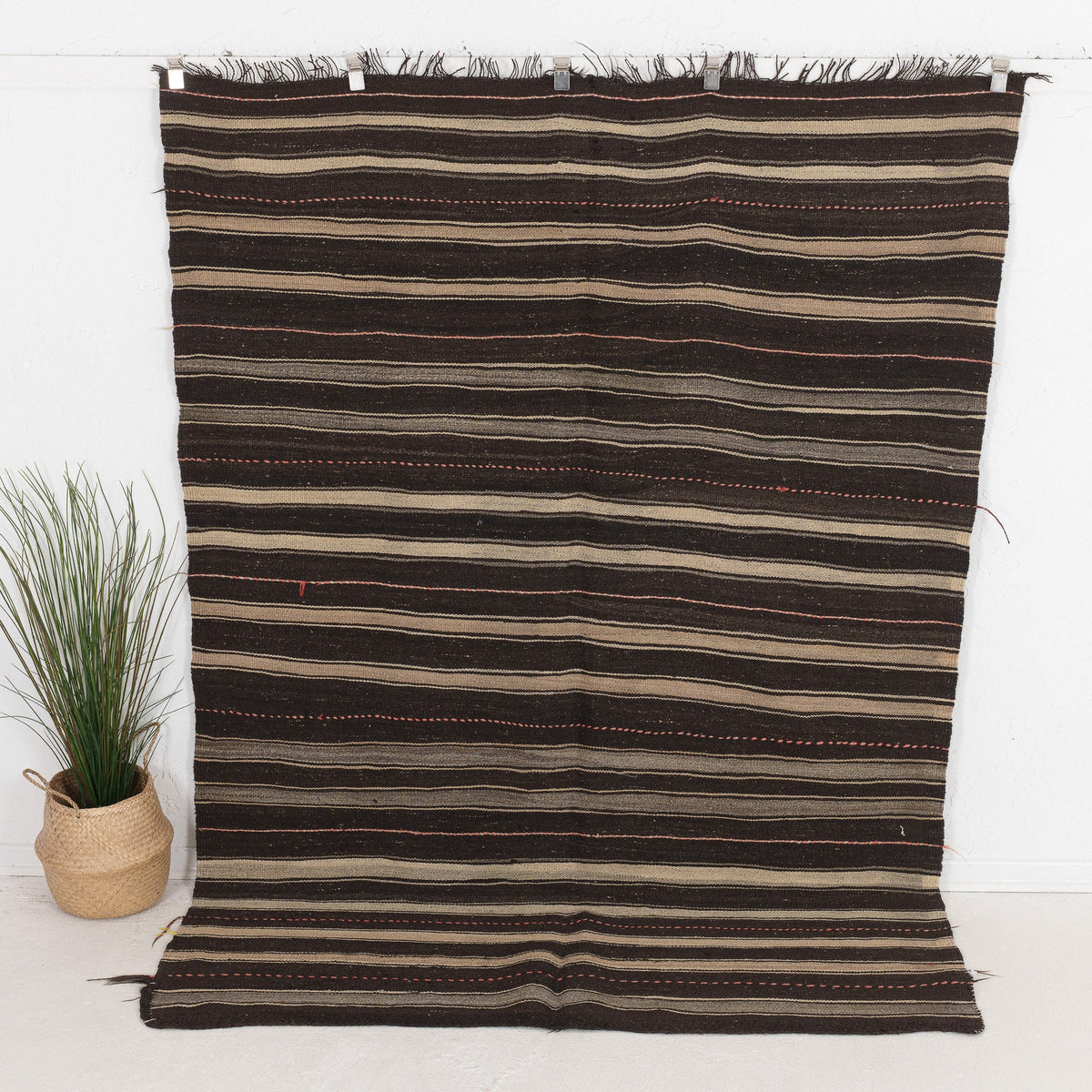 Qaelinara - Vintage Turkish Area Rug