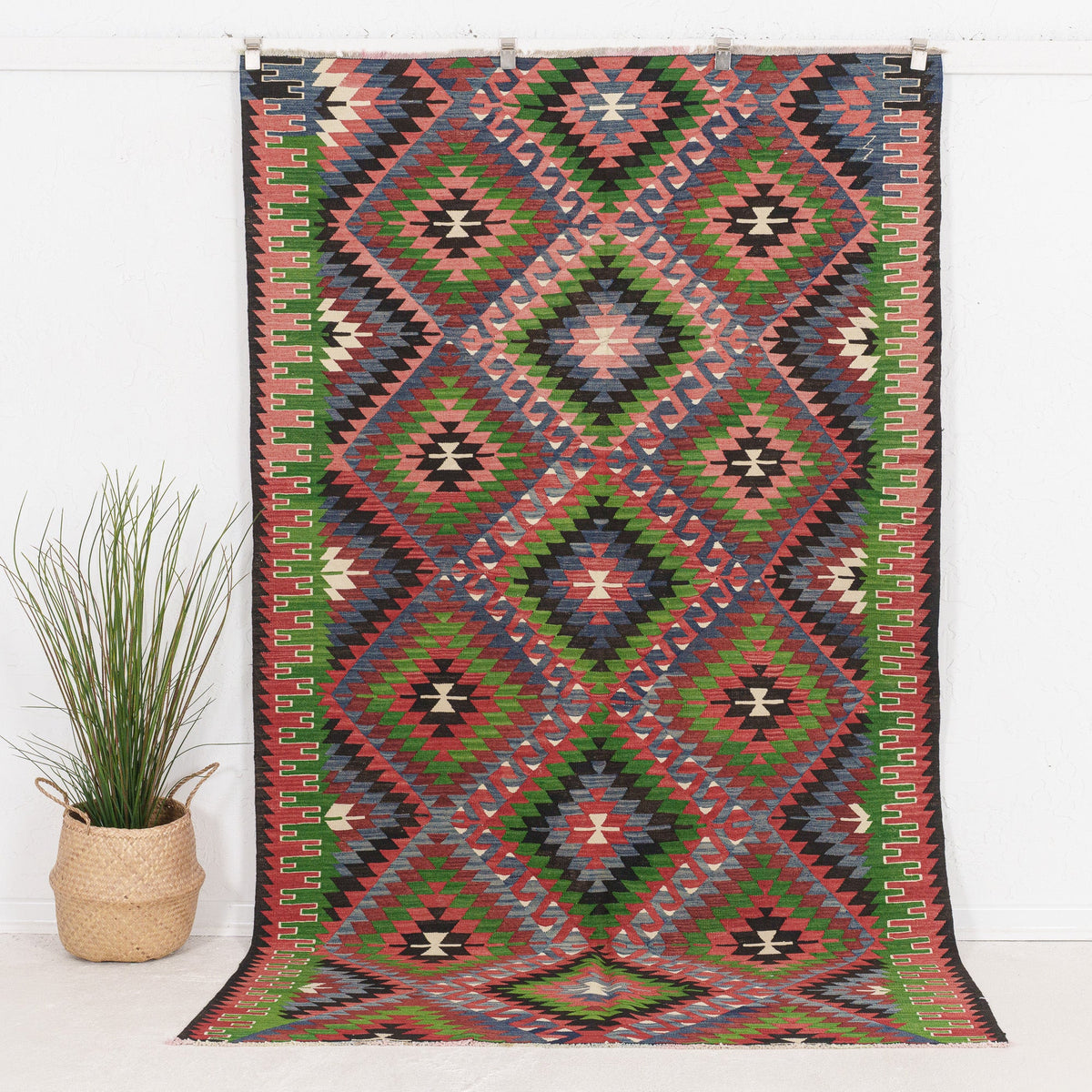 Vaelisin - Vintage Turkish Small Rug