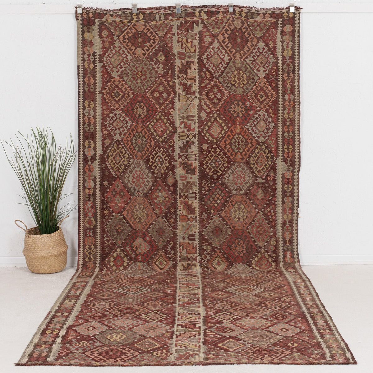 Raelisaria - Vintage Turkish Area Rug