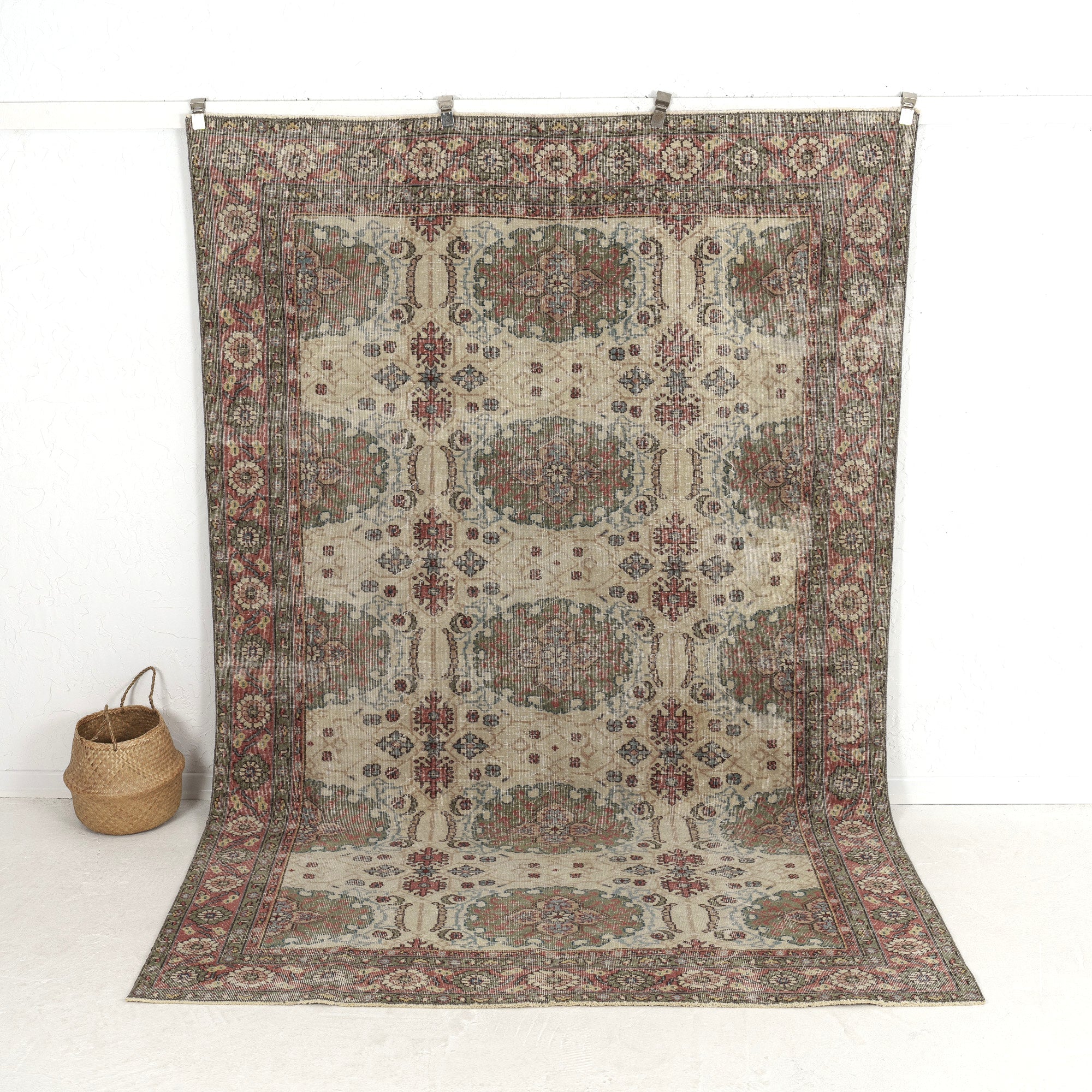 Yelindra - Living Room Rug, Curated Vintage Collection