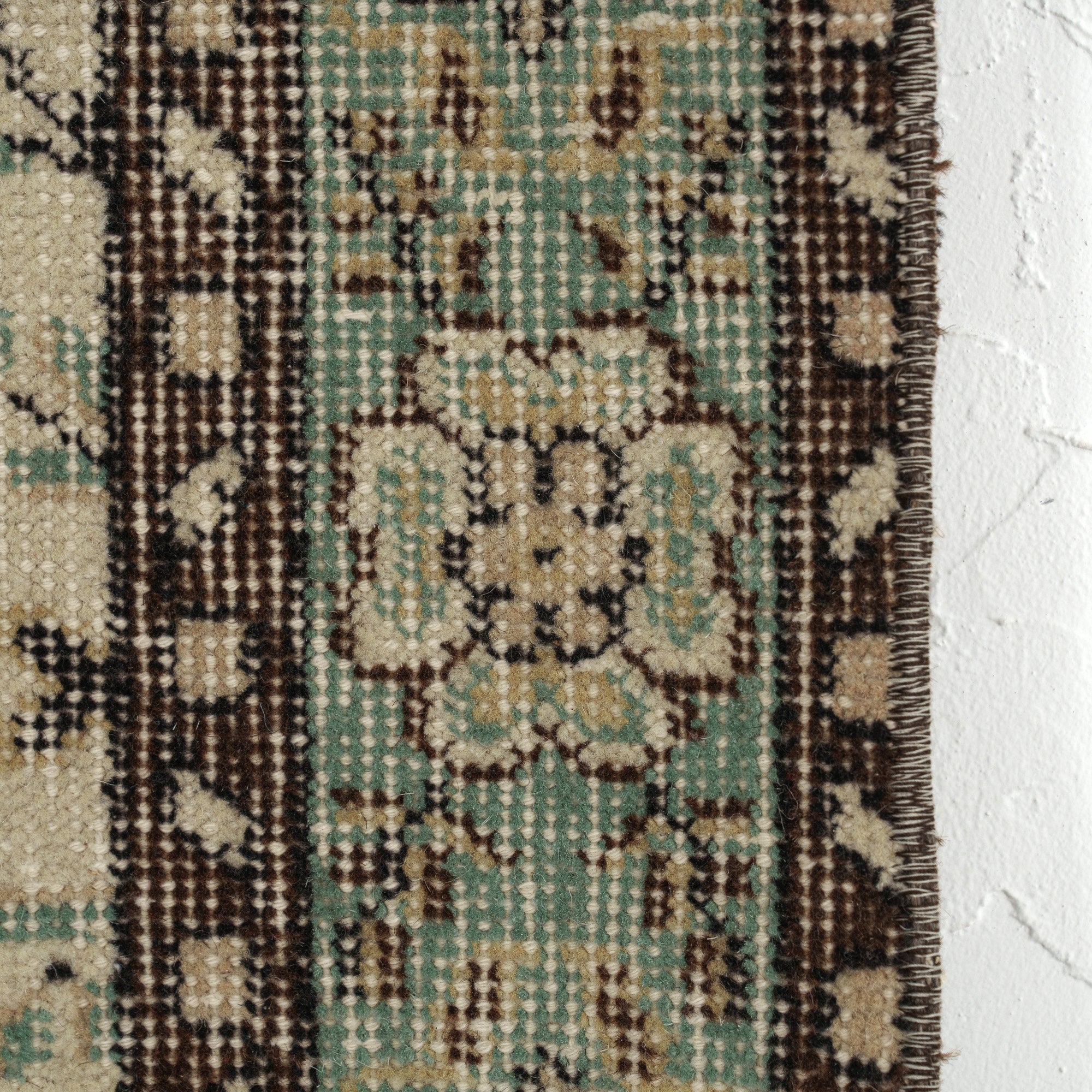 Avenia - Vintage Persian Rug, Handwoven Masterpiece