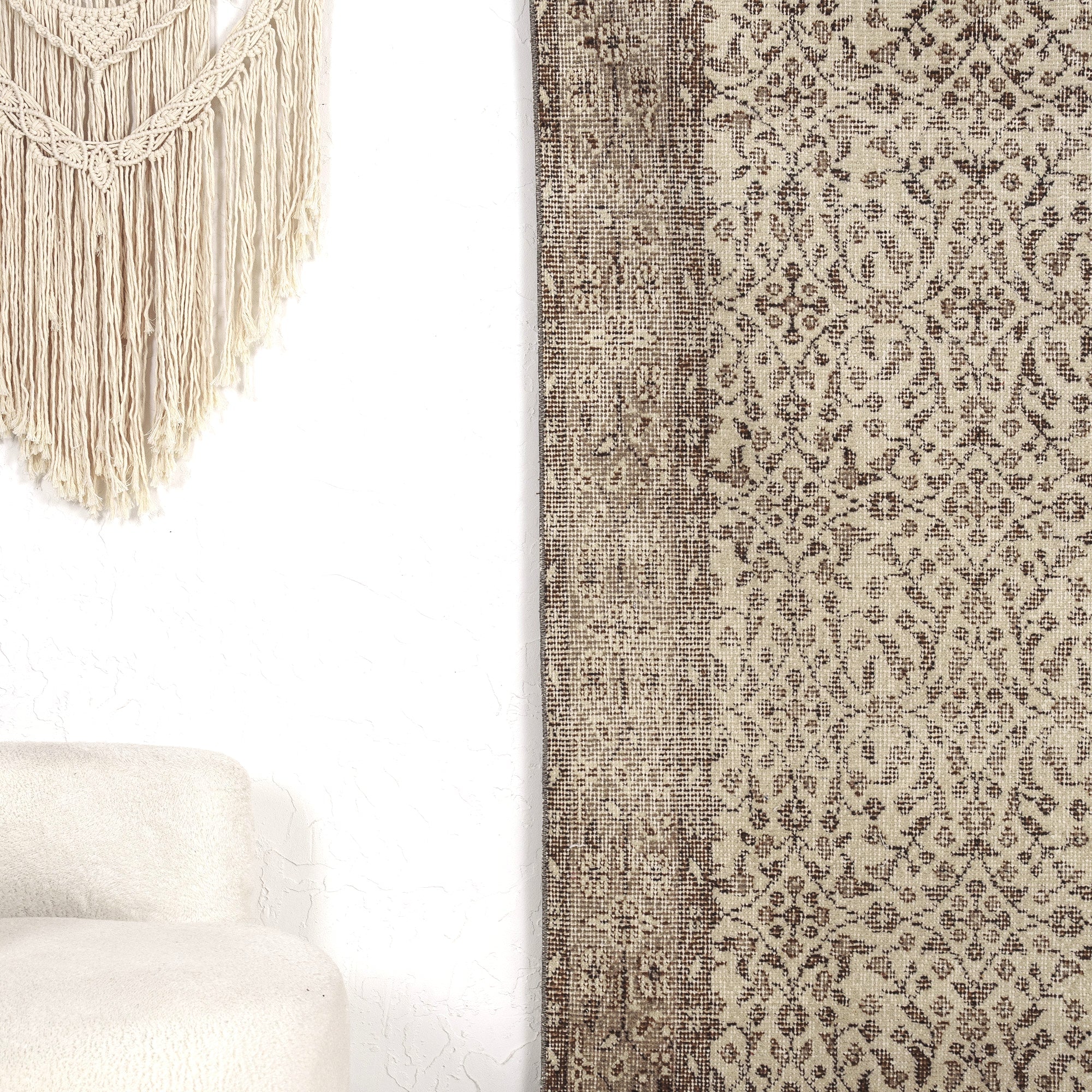 Denae - Persian Rug, Handcrafted & Timeless