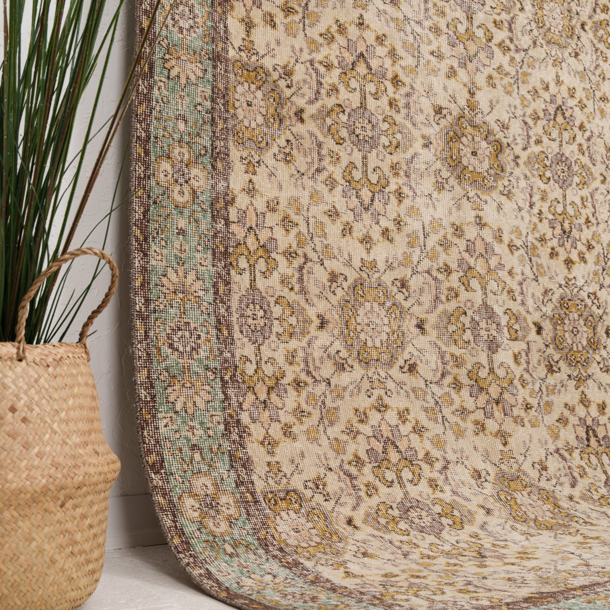 5x8 Beige Turkish Rug