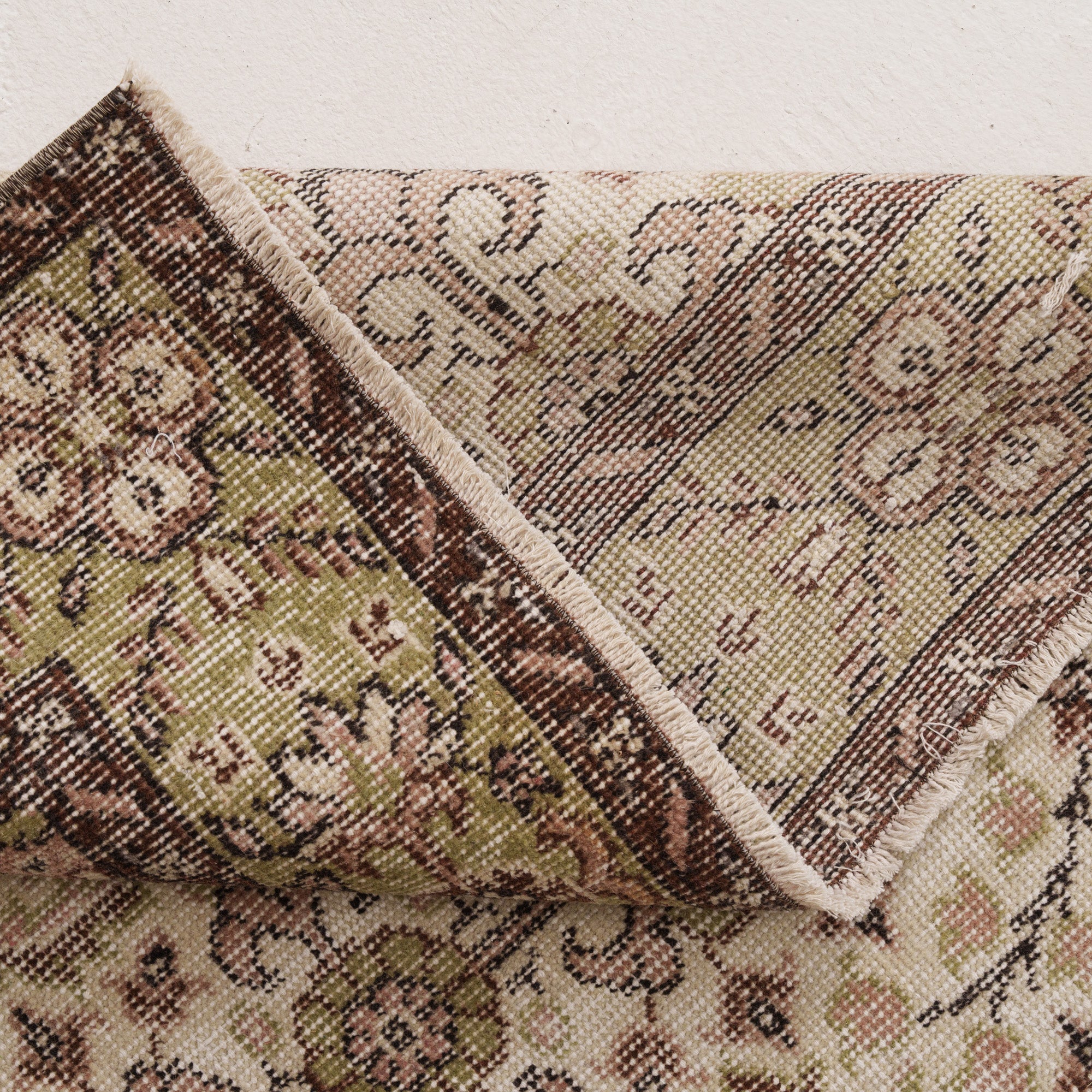 Geometric 6x10 Beige Rug