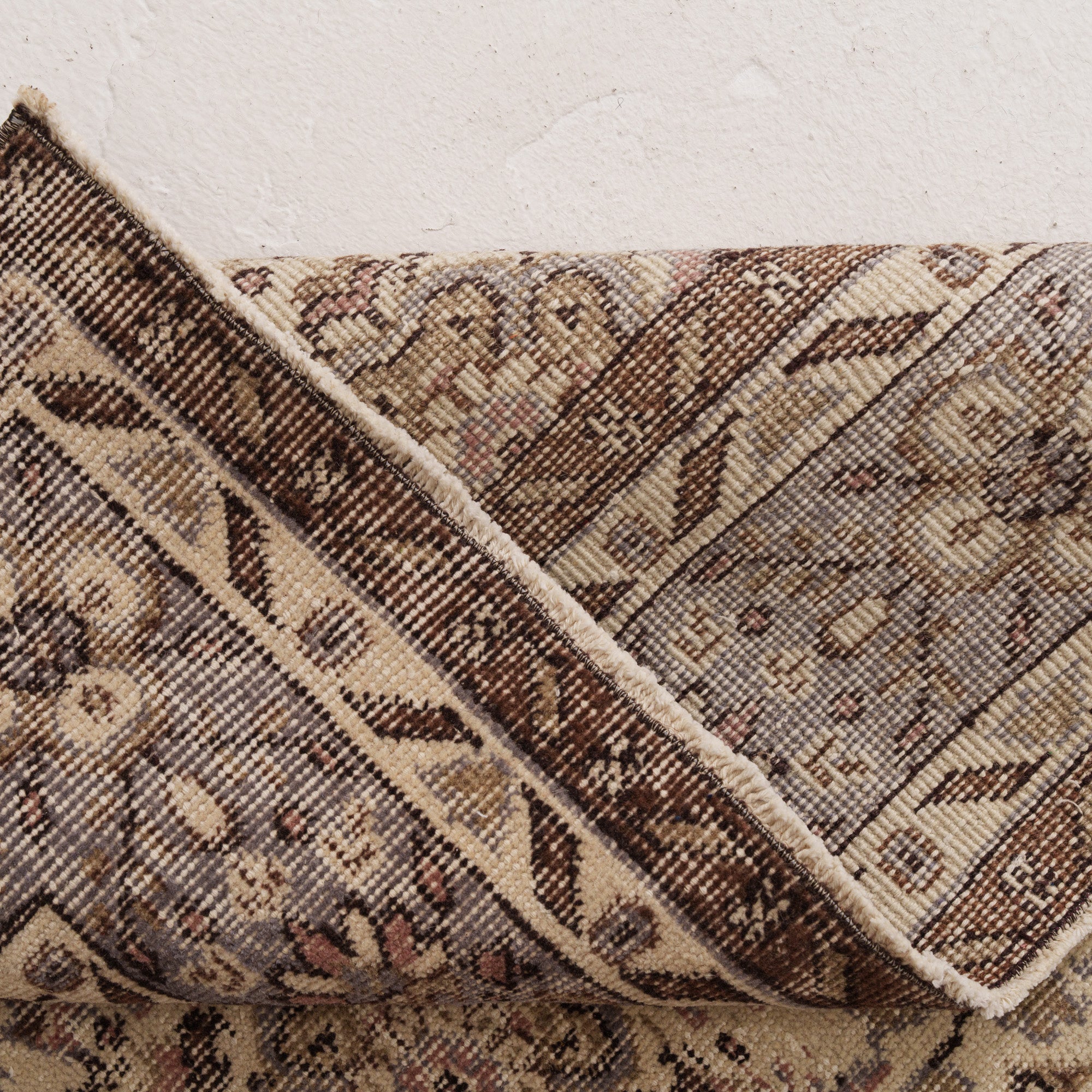 Geometric 7x10 Beige Rug