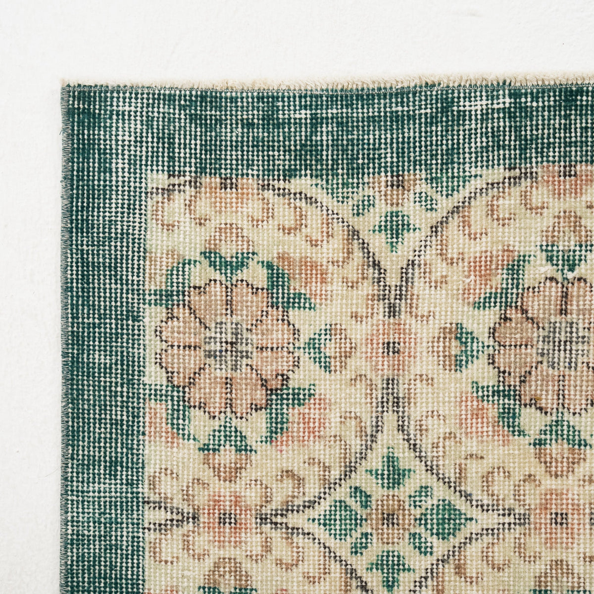 Quinara - Vintage Turkish Area Rug