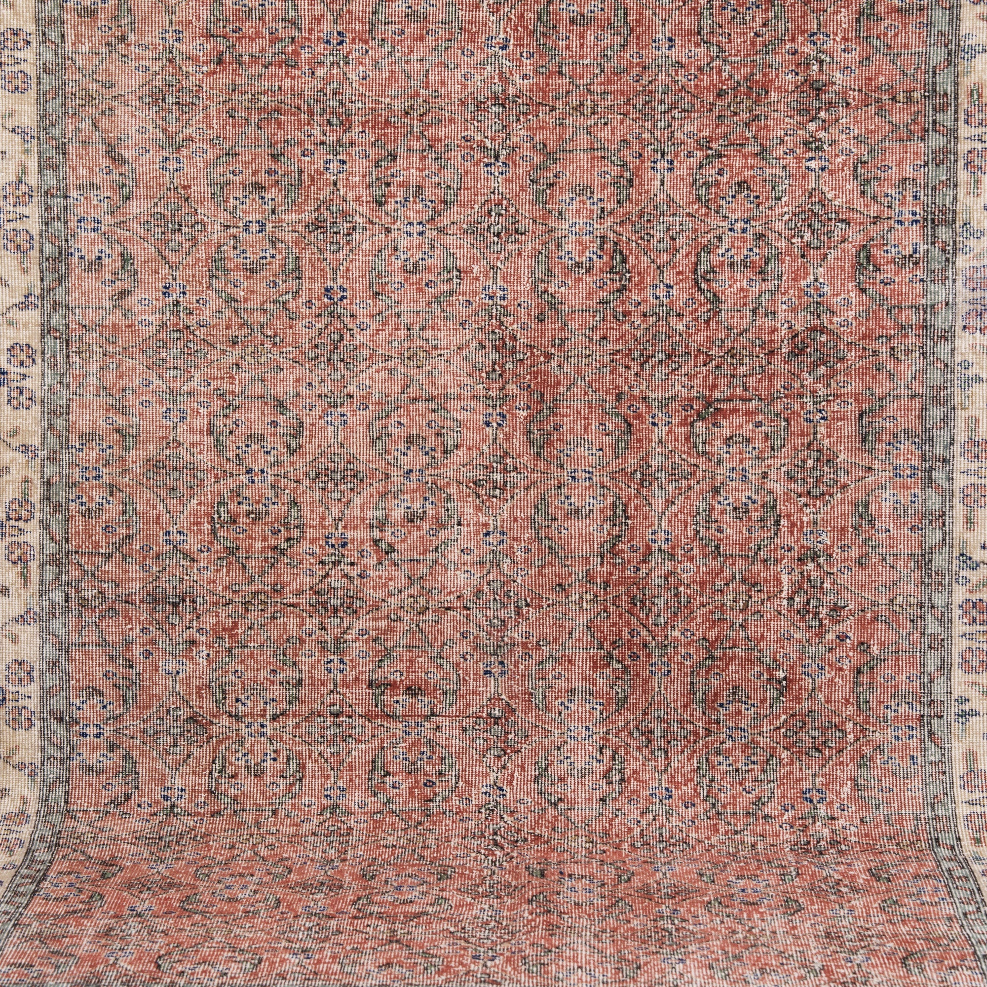 5x9 Vintage Rug