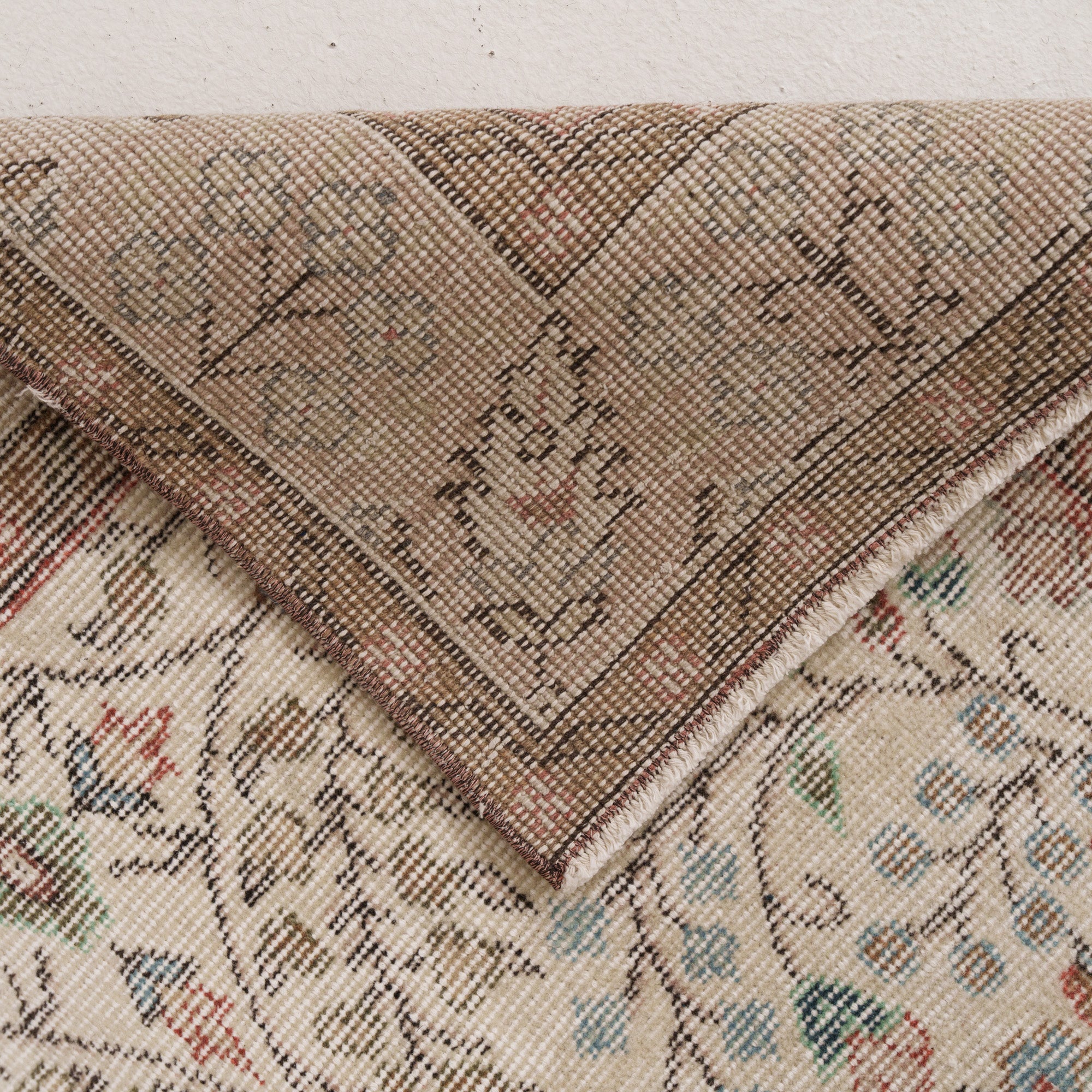 Geometric 5x8 Beige Rug