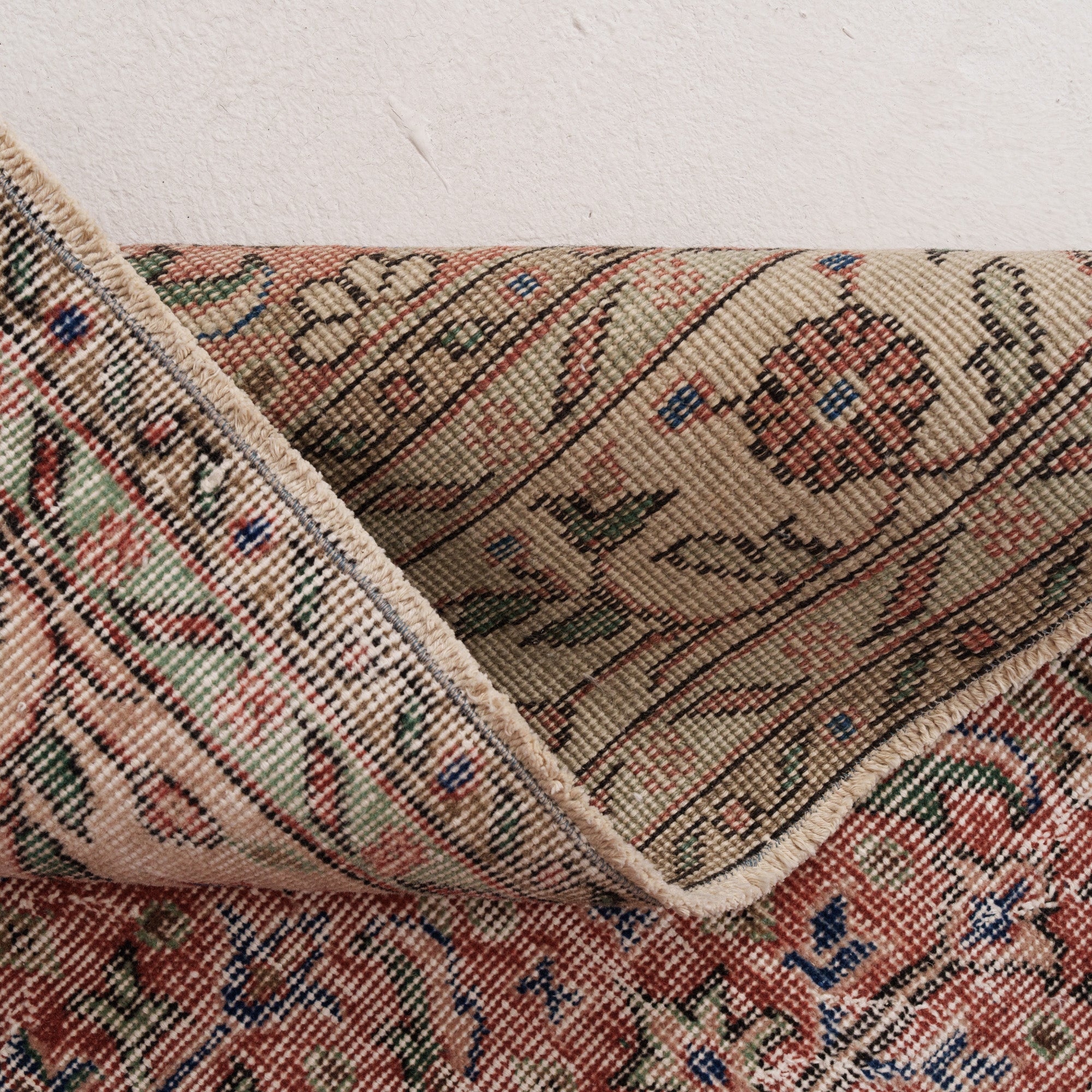 Geometric 6x10 Red Rug