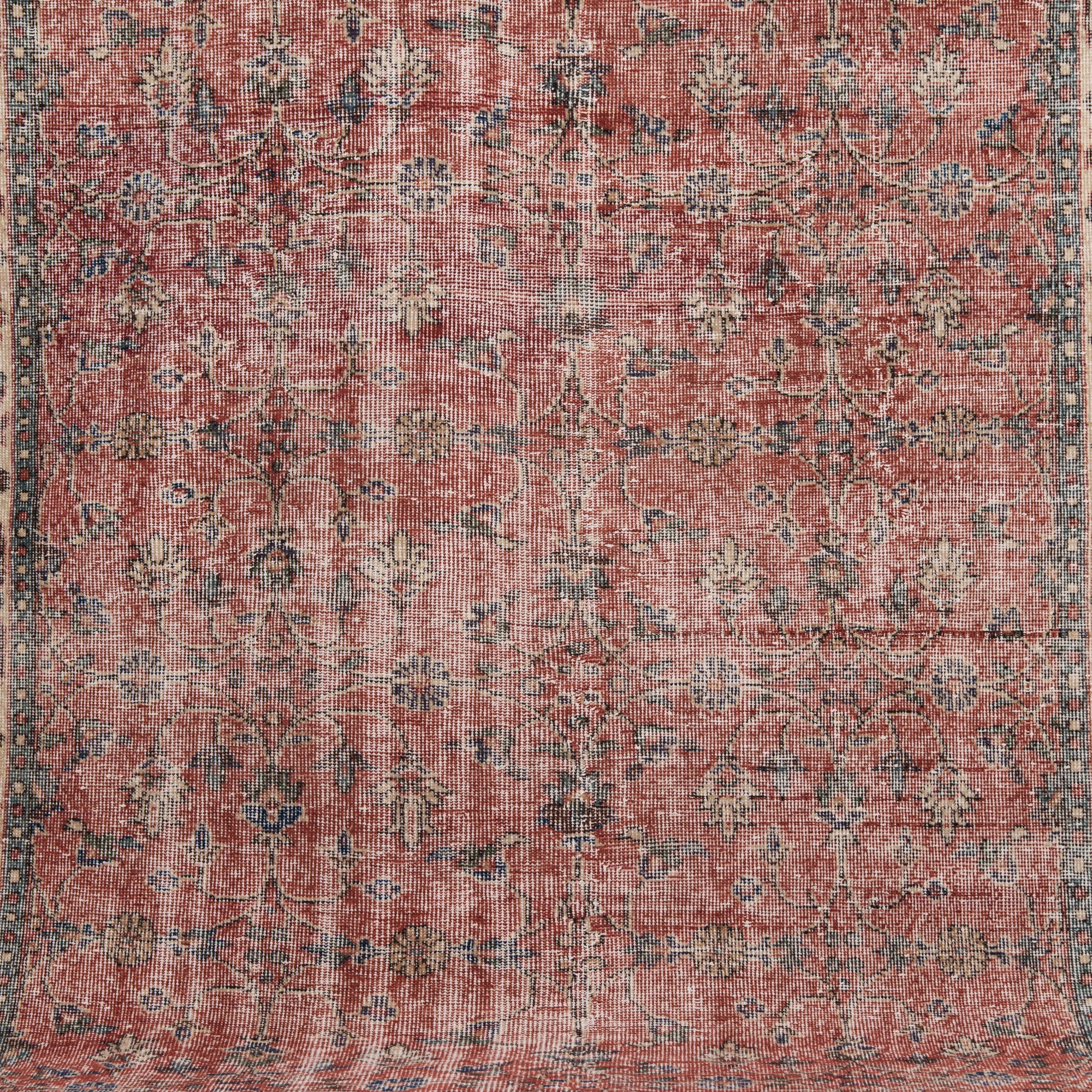 5x9 Vintage Rug