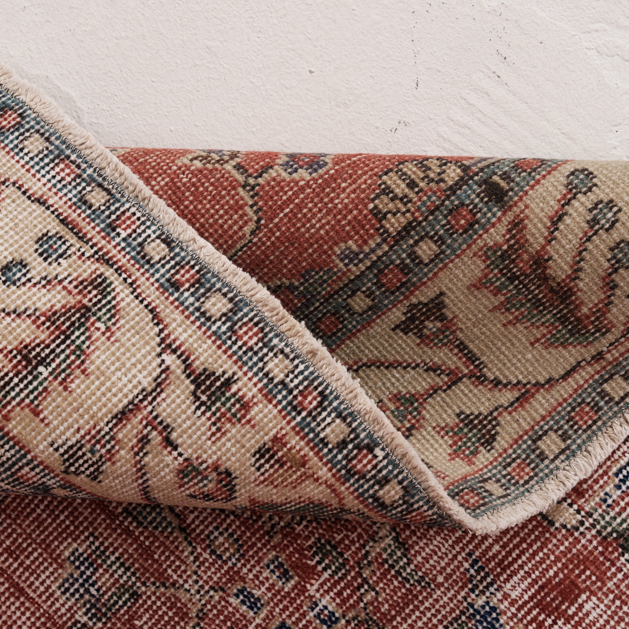 Geometric 5x9 Red Rug