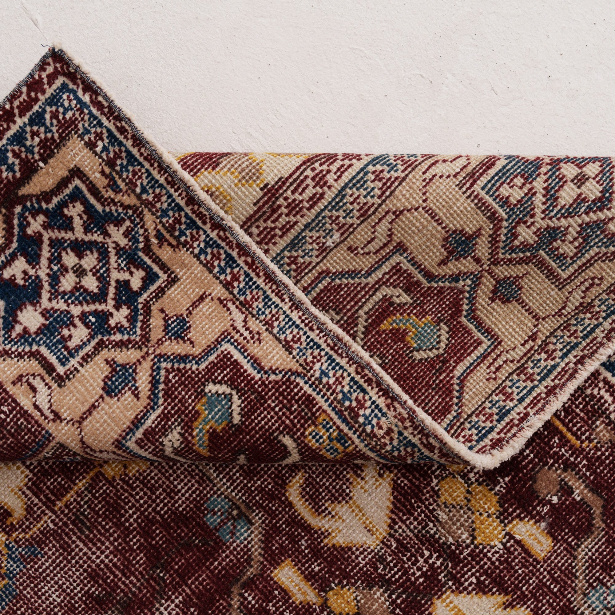 Geometric 6x10 Red Rug