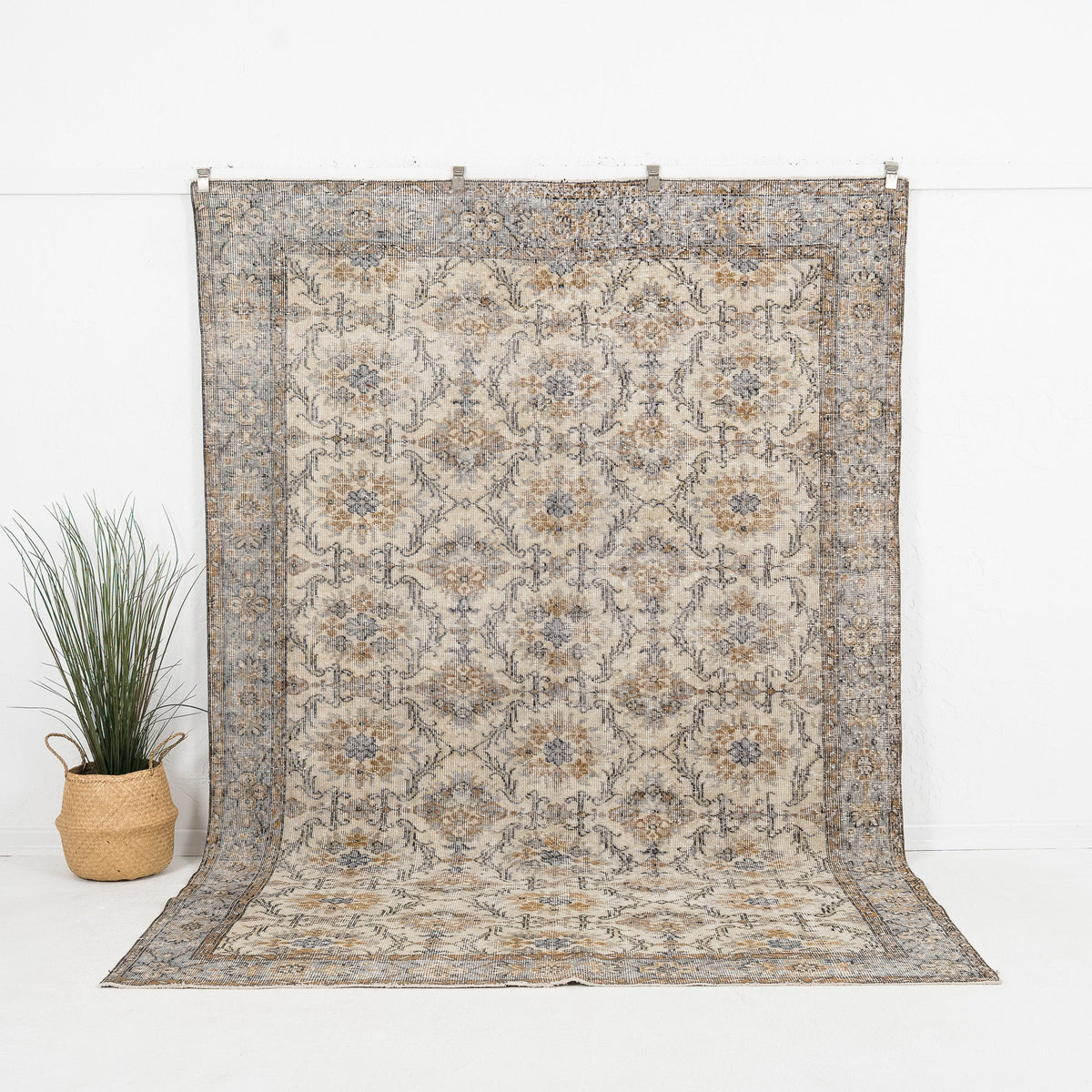 Velindrae - Vintage Turkish Area Rug