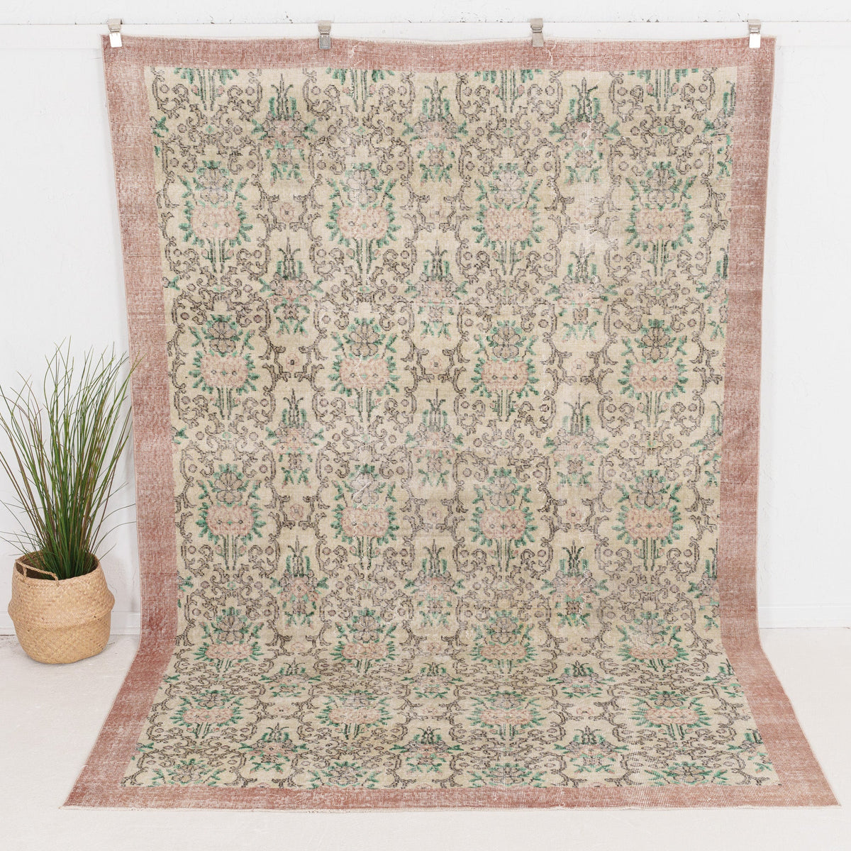 Amdirella - Vintage Turkish Area Rug