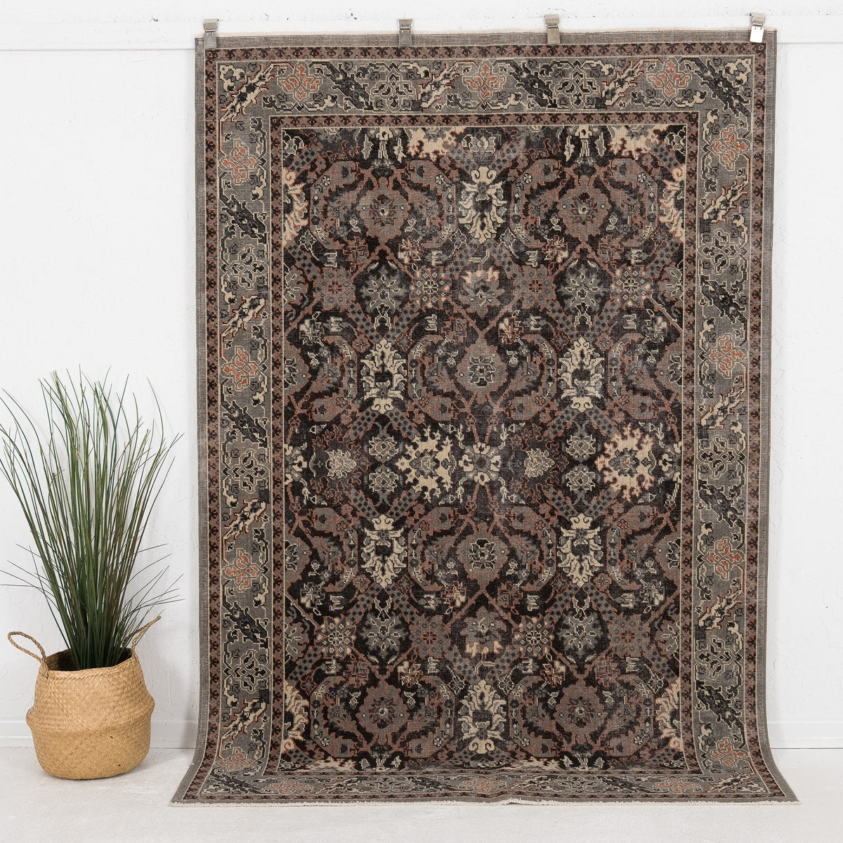 Calyandria - Vintage Turkish Area Rug
