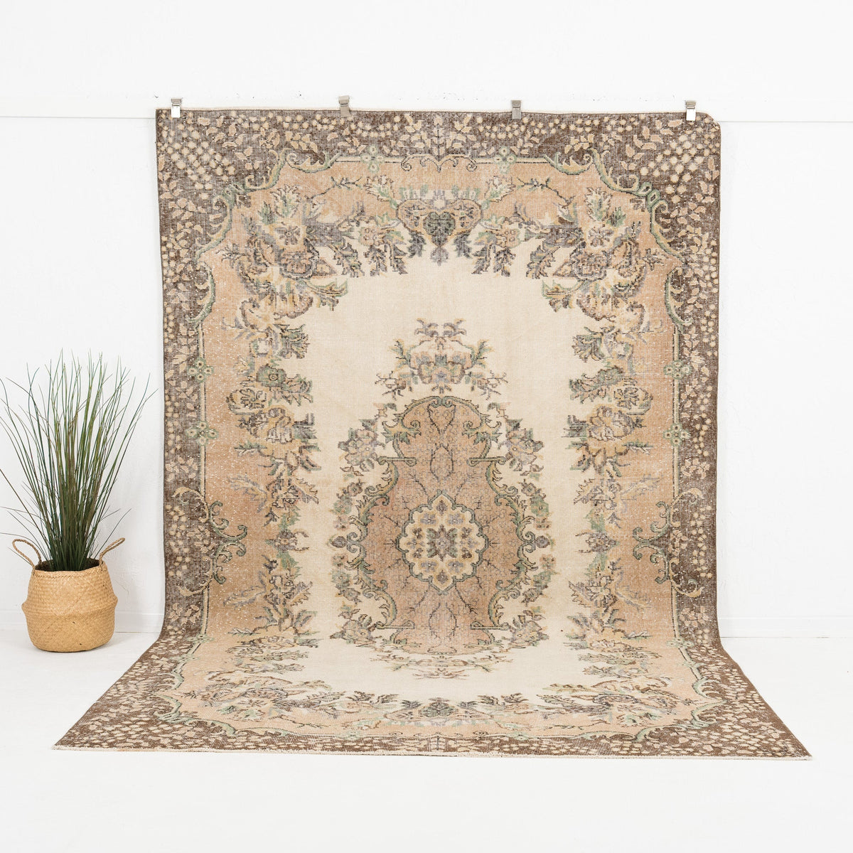Zareli - Vintage Turkish Area Rug