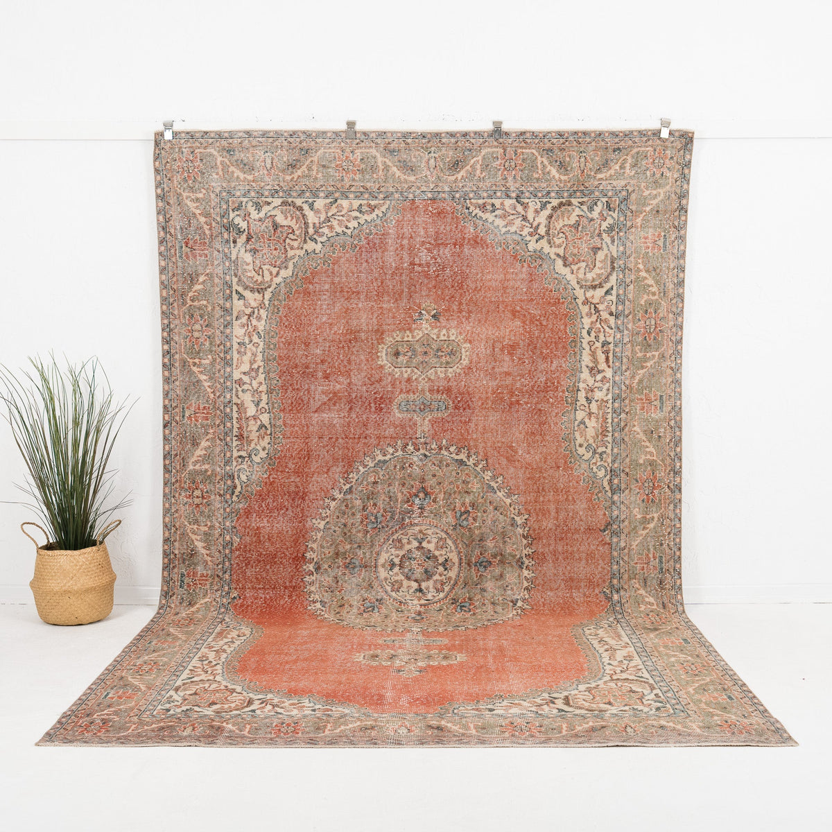 Caedrine - Vintage Turkish Area Rug
