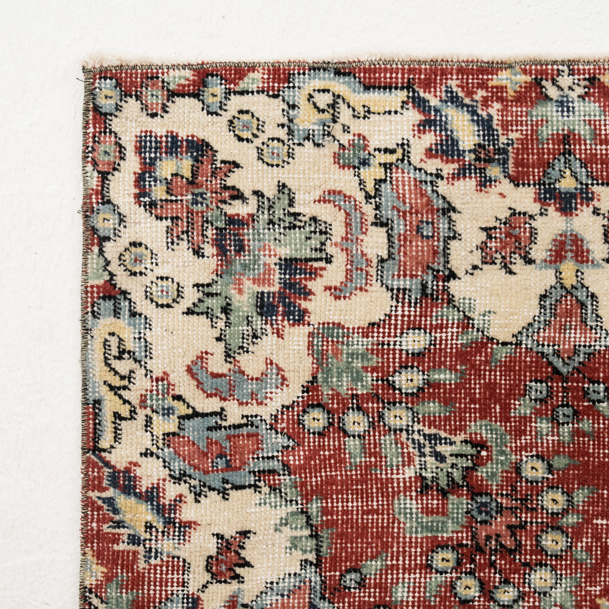 Arlithia - Vintage Turkish Area Rug
