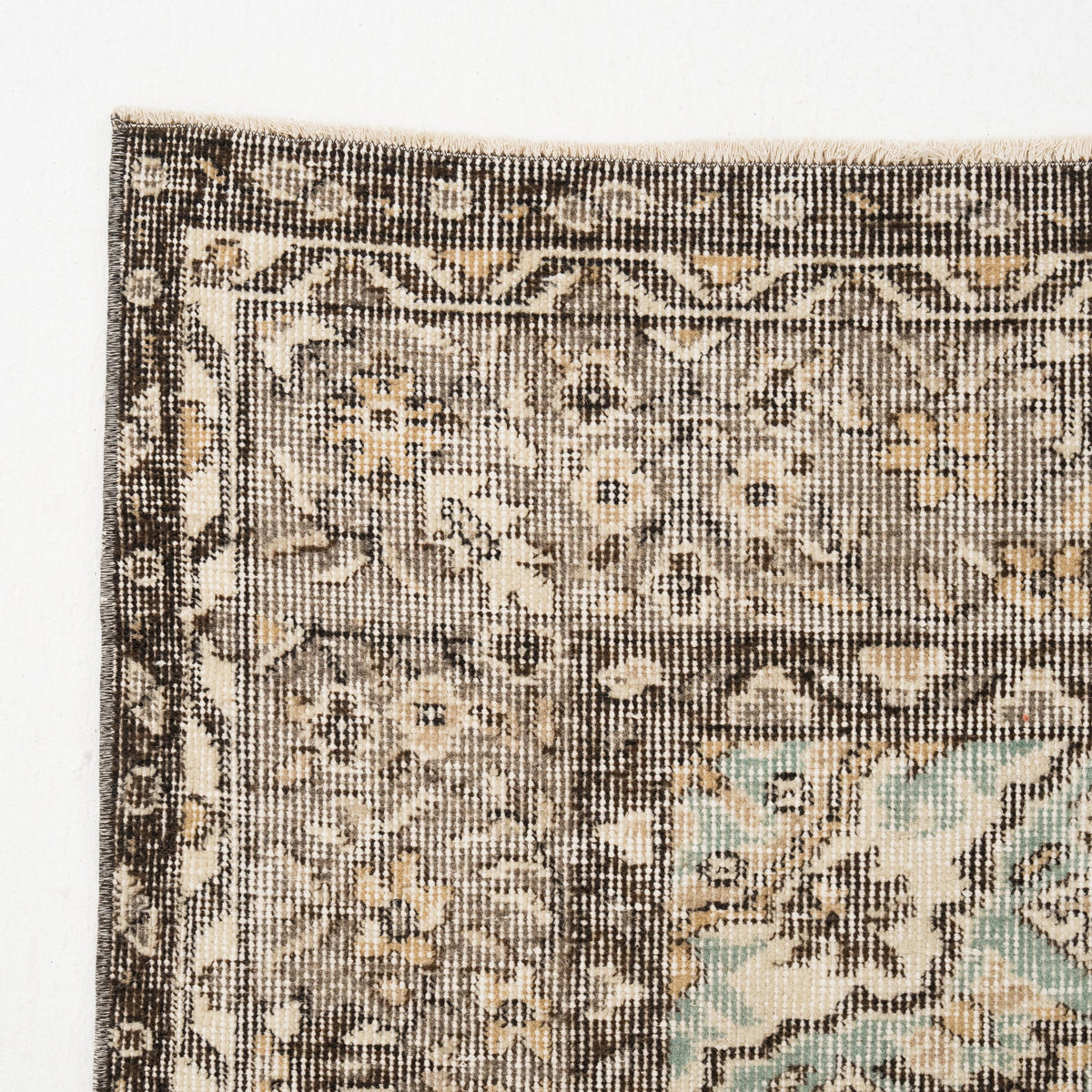 Elyndra - Vintage Turkish Area Rug