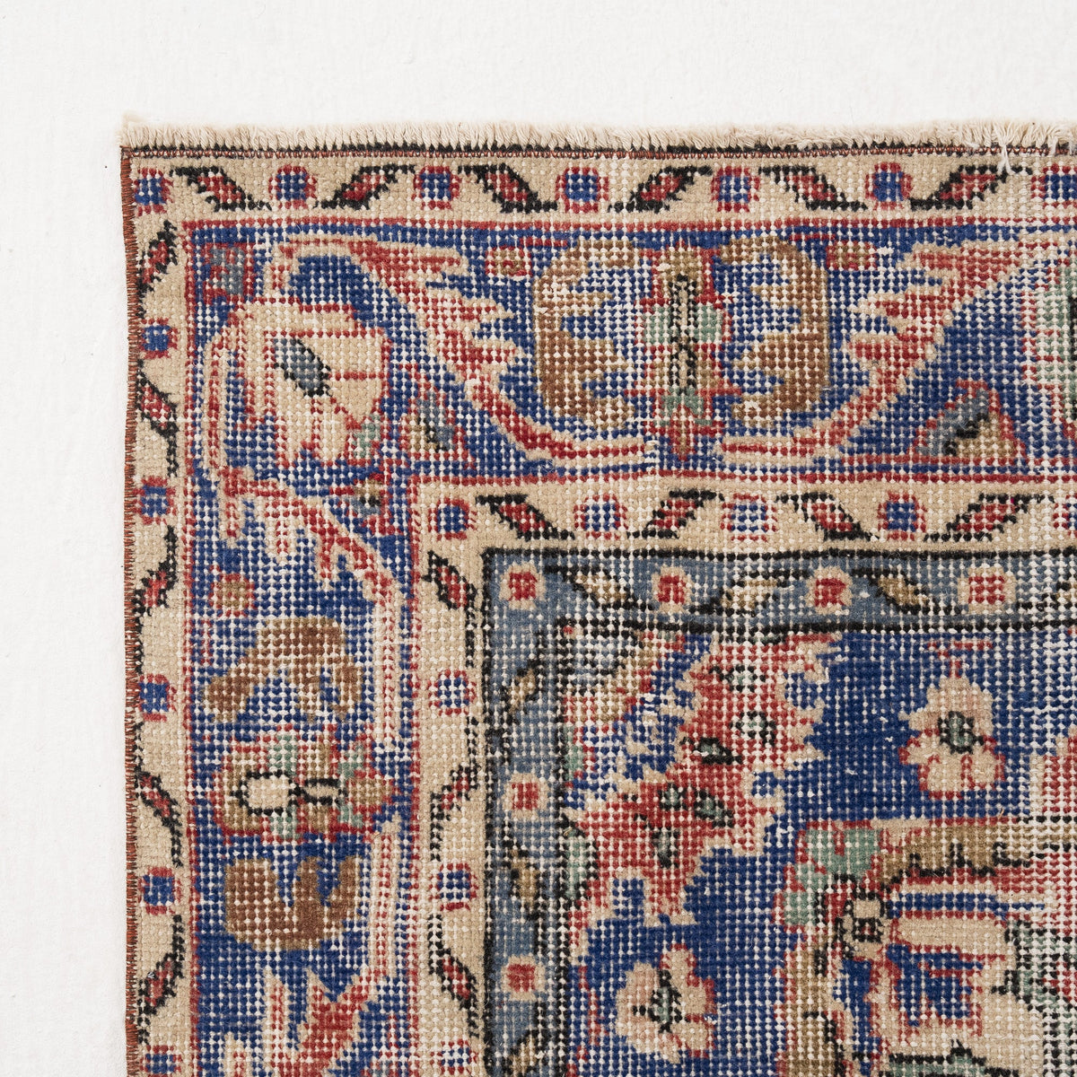 Ysalyn - Vintage Turkish Area Rug
