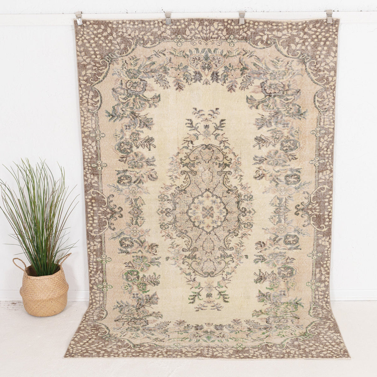 Delinin - Vintage Turkish Area Rug