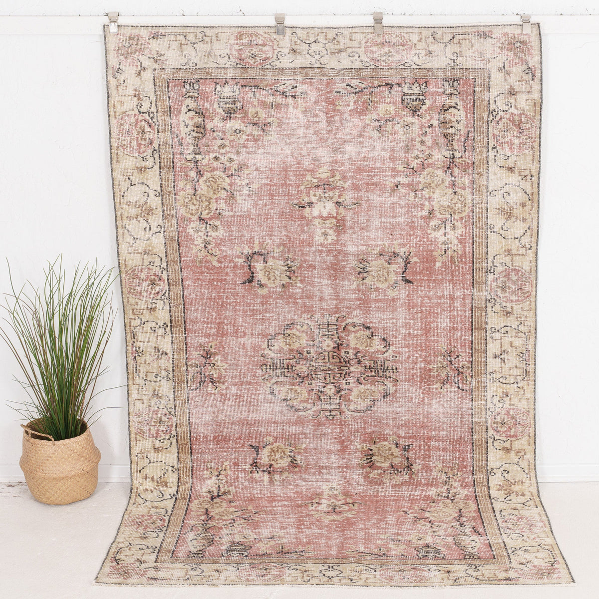 Amdirine - Vintage Turkish Area Rug