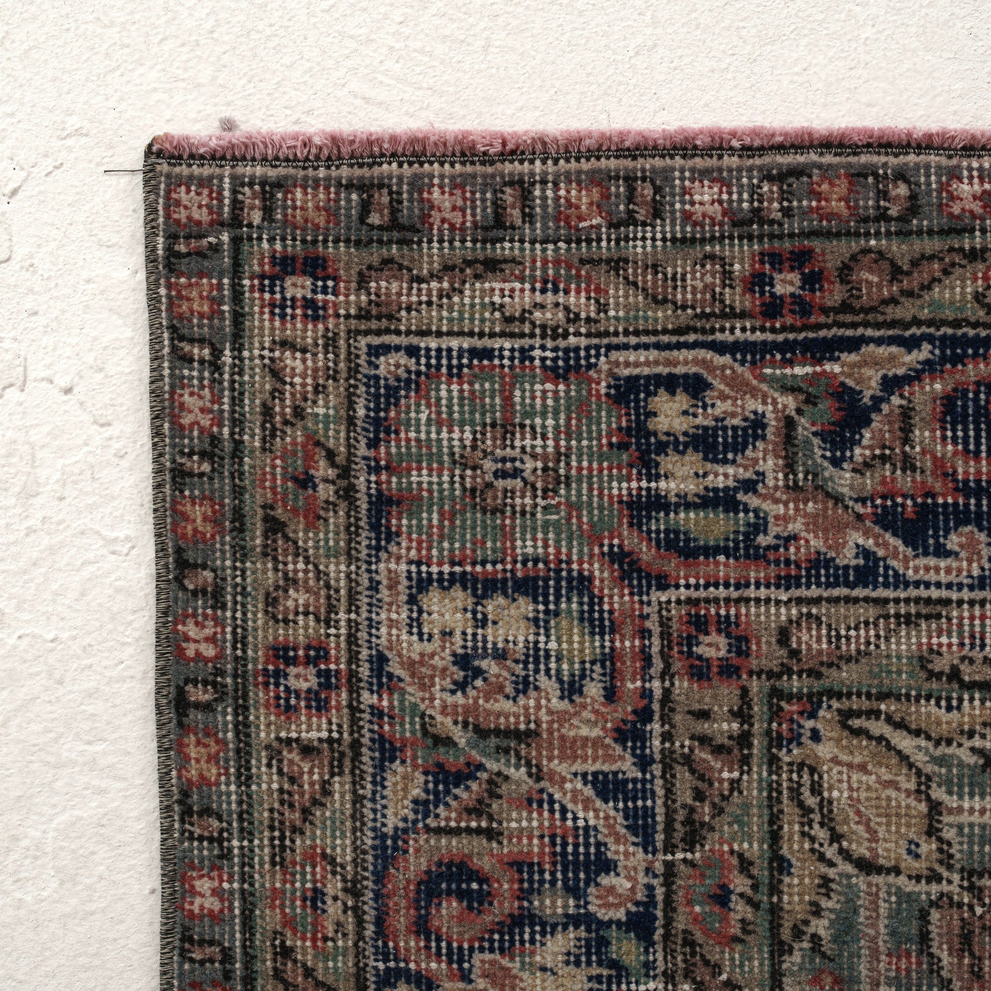 Olivira - Dining Room Rug, Classic Artisan Crafted