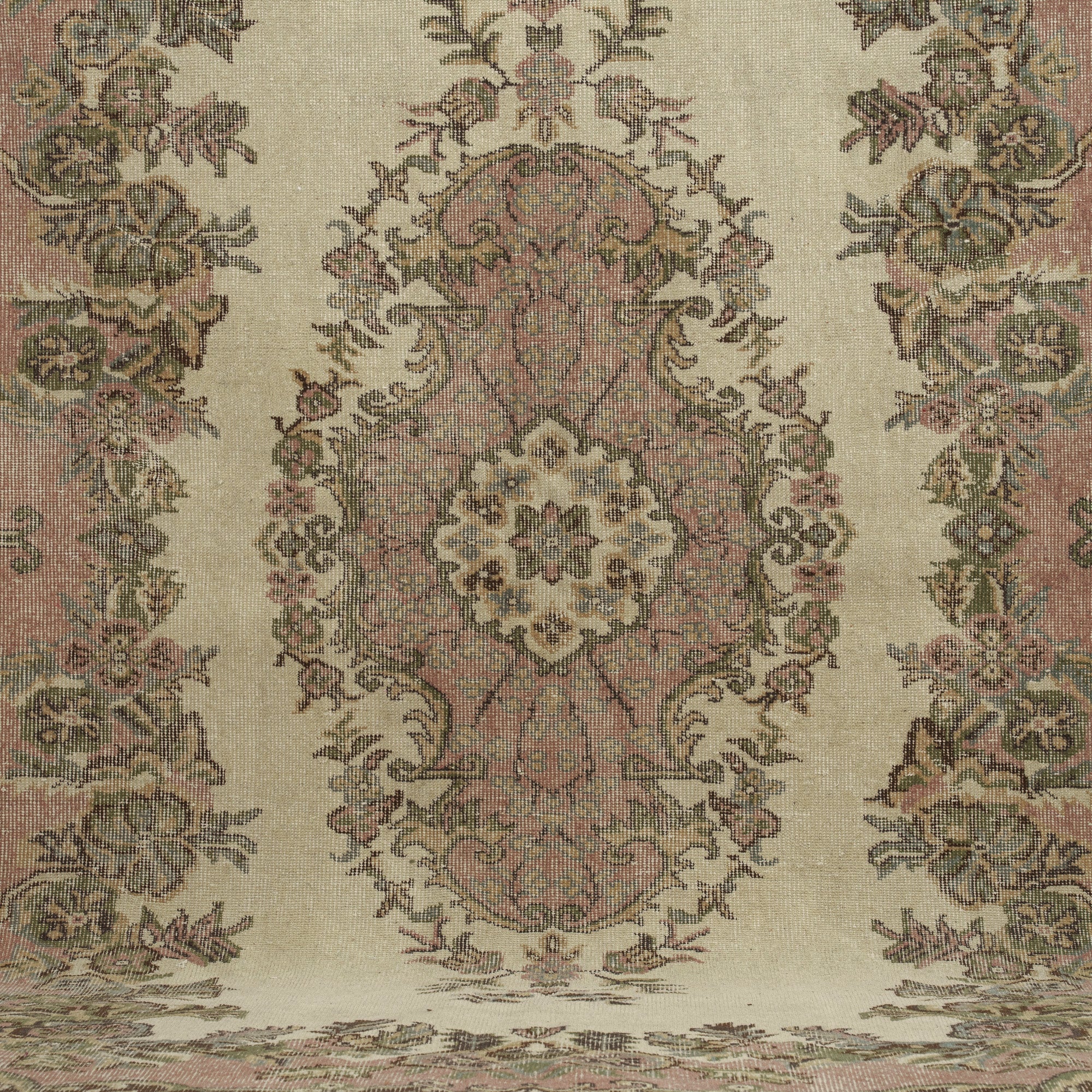 Alodie - Handmade Turkish Rug, Rich in Tradition