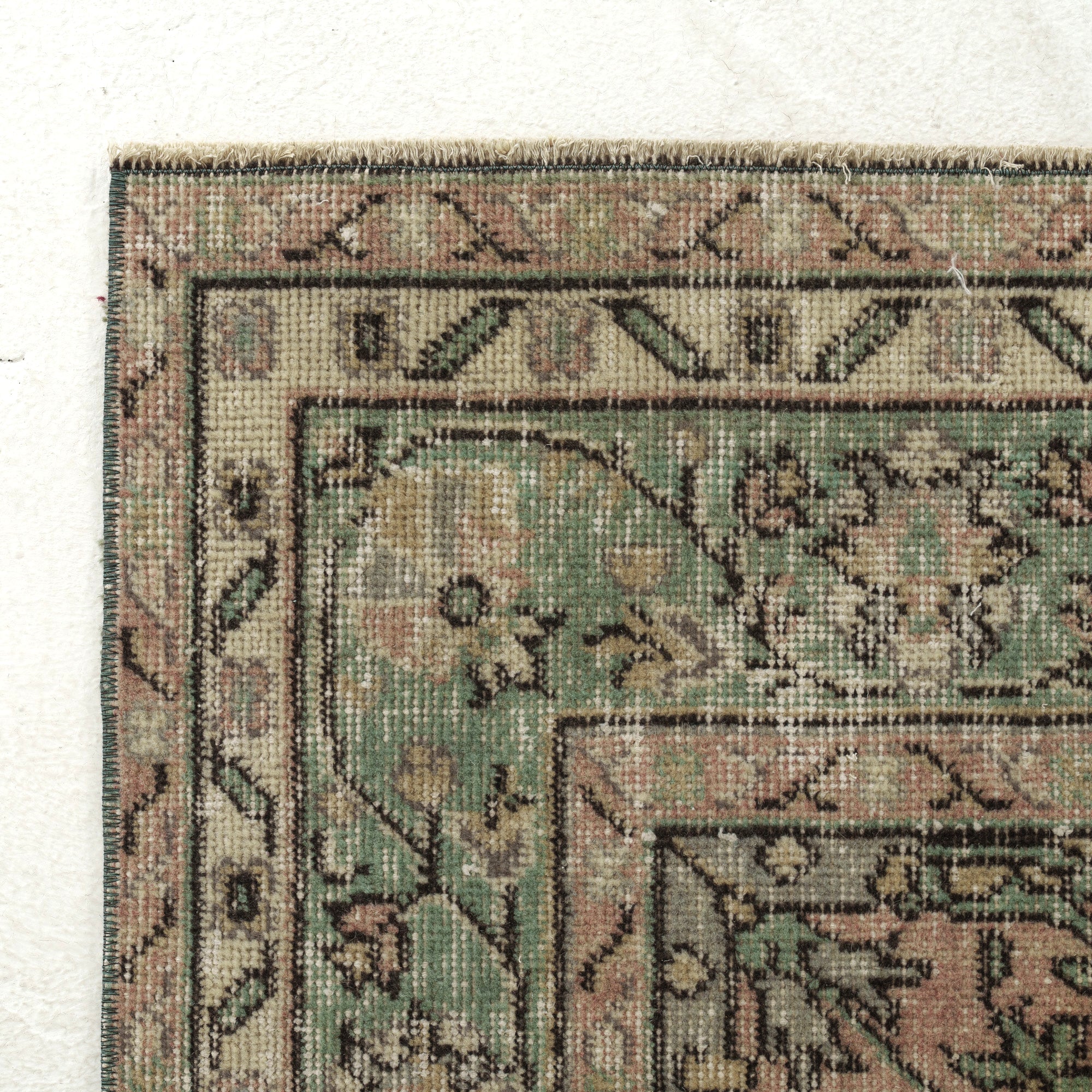 Selindra - Dining Room Rug, Authentic Oriental Design