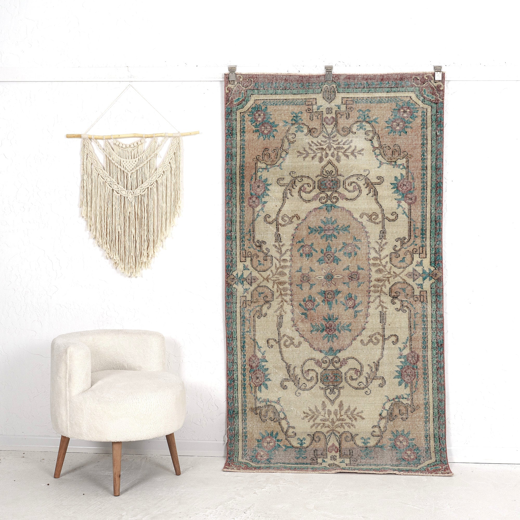 Delia - Turkish Rug, Authentic and Vintage