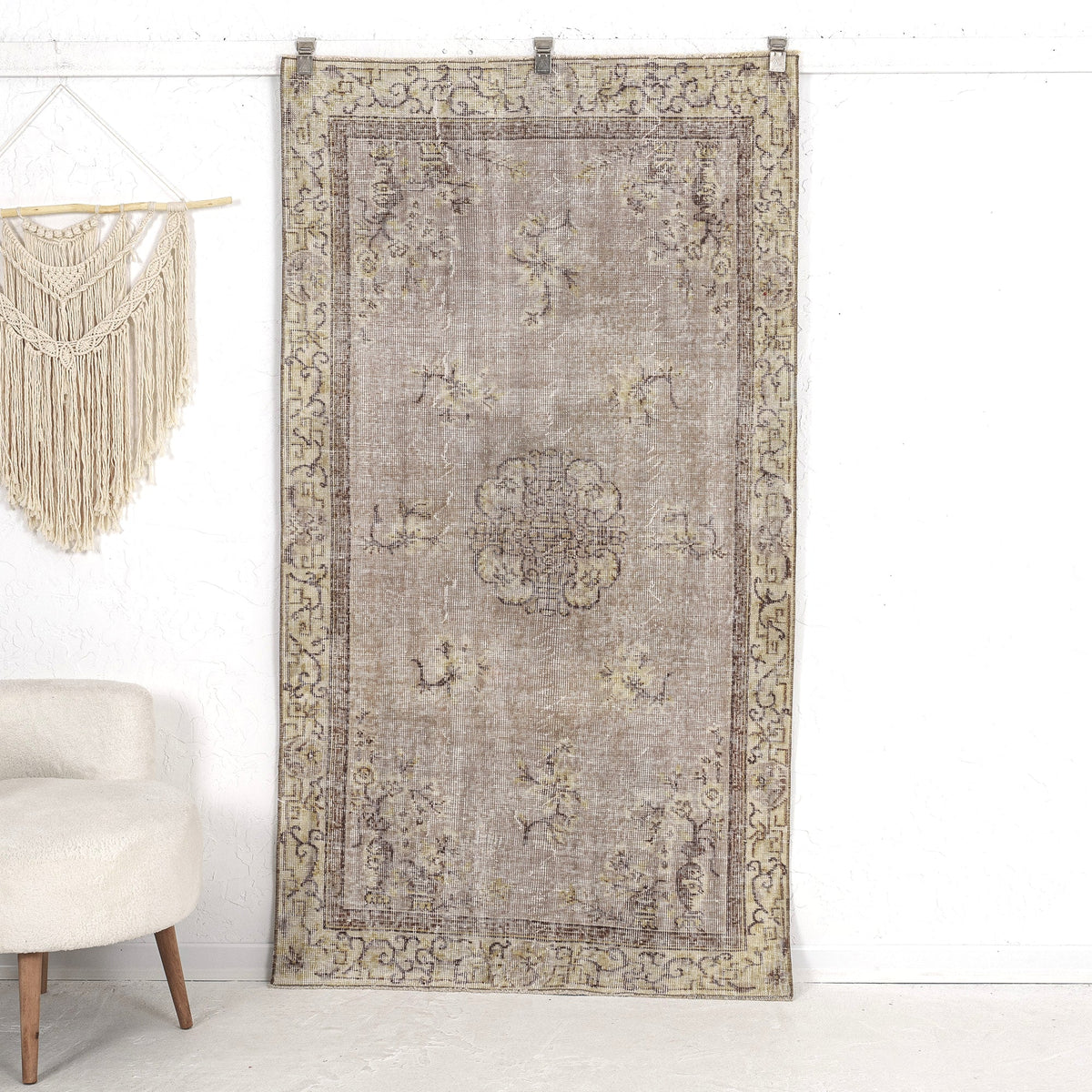 Demetra - Dining Room Rug, Elegant Oriental Style
