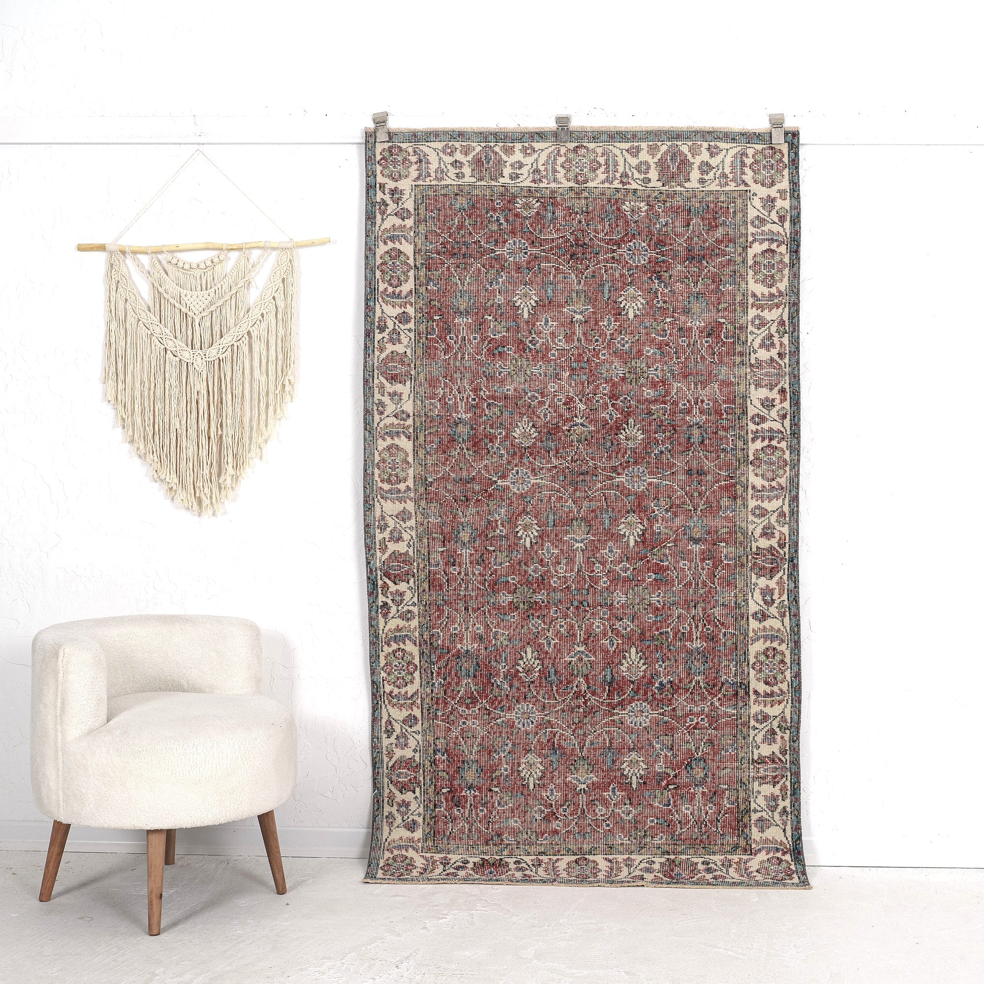 Dannica - Oriental Rug, Exquisite Antique Design