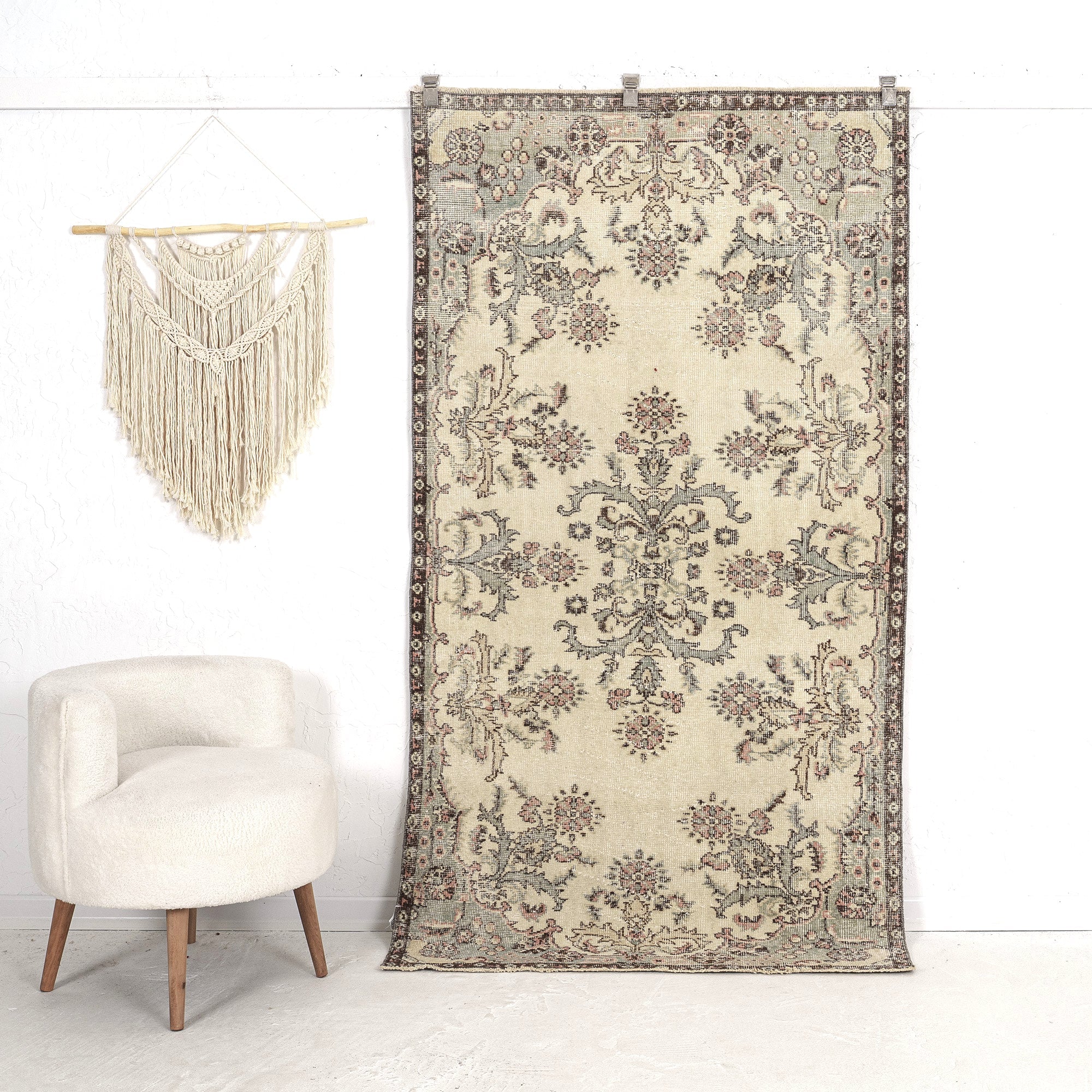 Darellyn - Classic Turkish Rug, Vintage Heritage