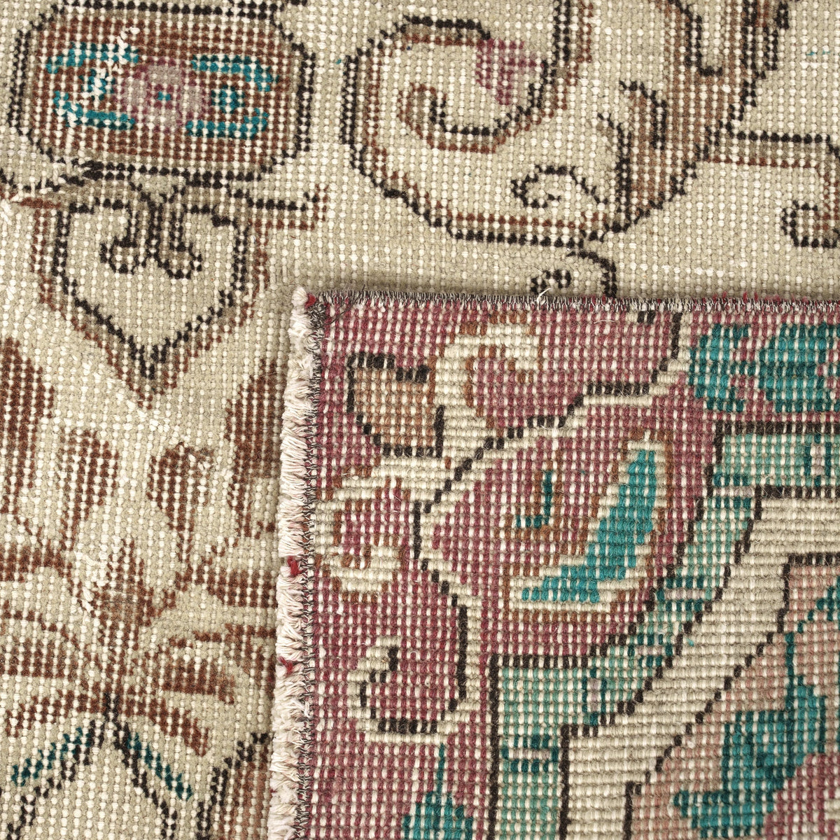 Drusilla - Oriental Rug, Exquisite Antique Design
