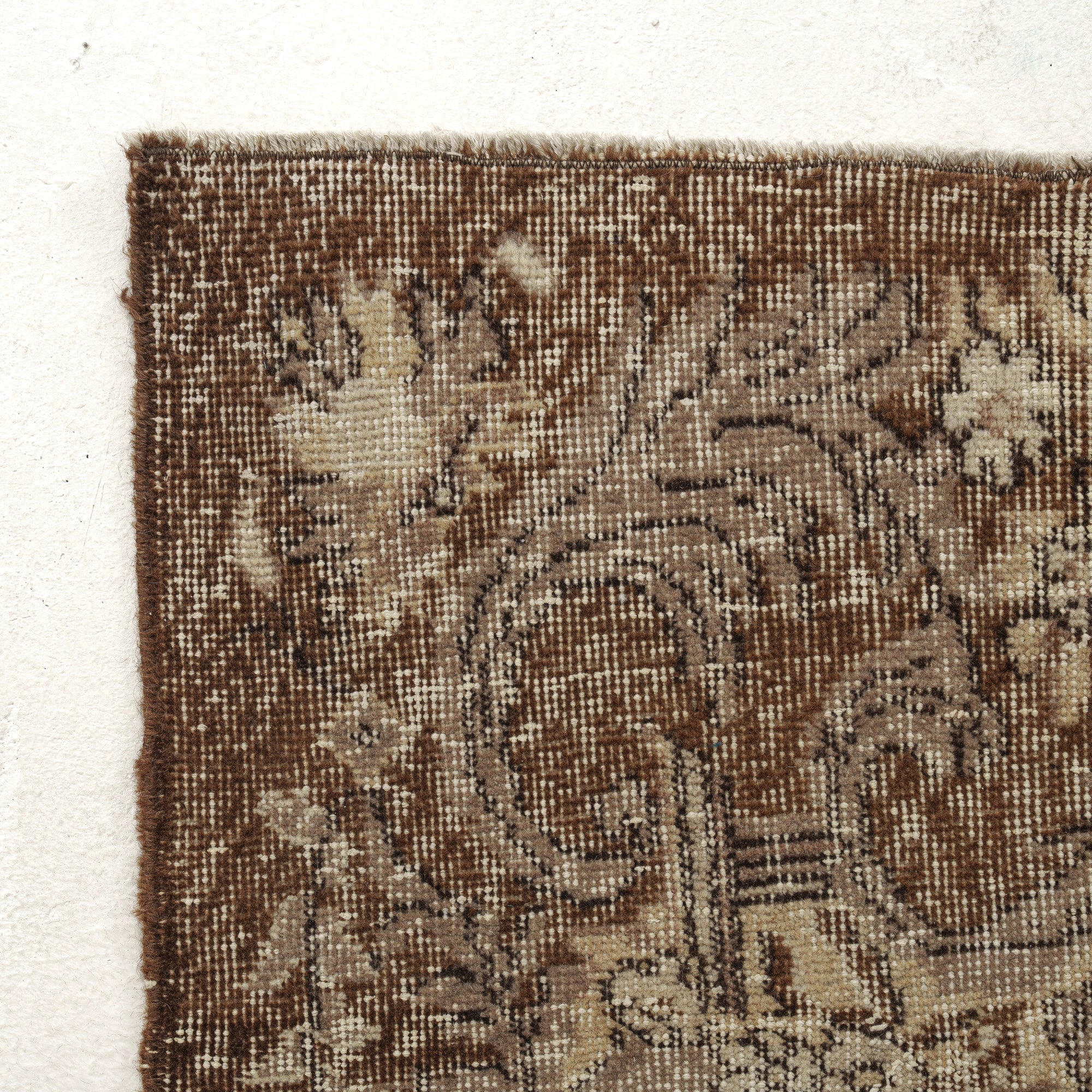 Gilberta - Vintage Persian Rug, Handwoven Masterpiece