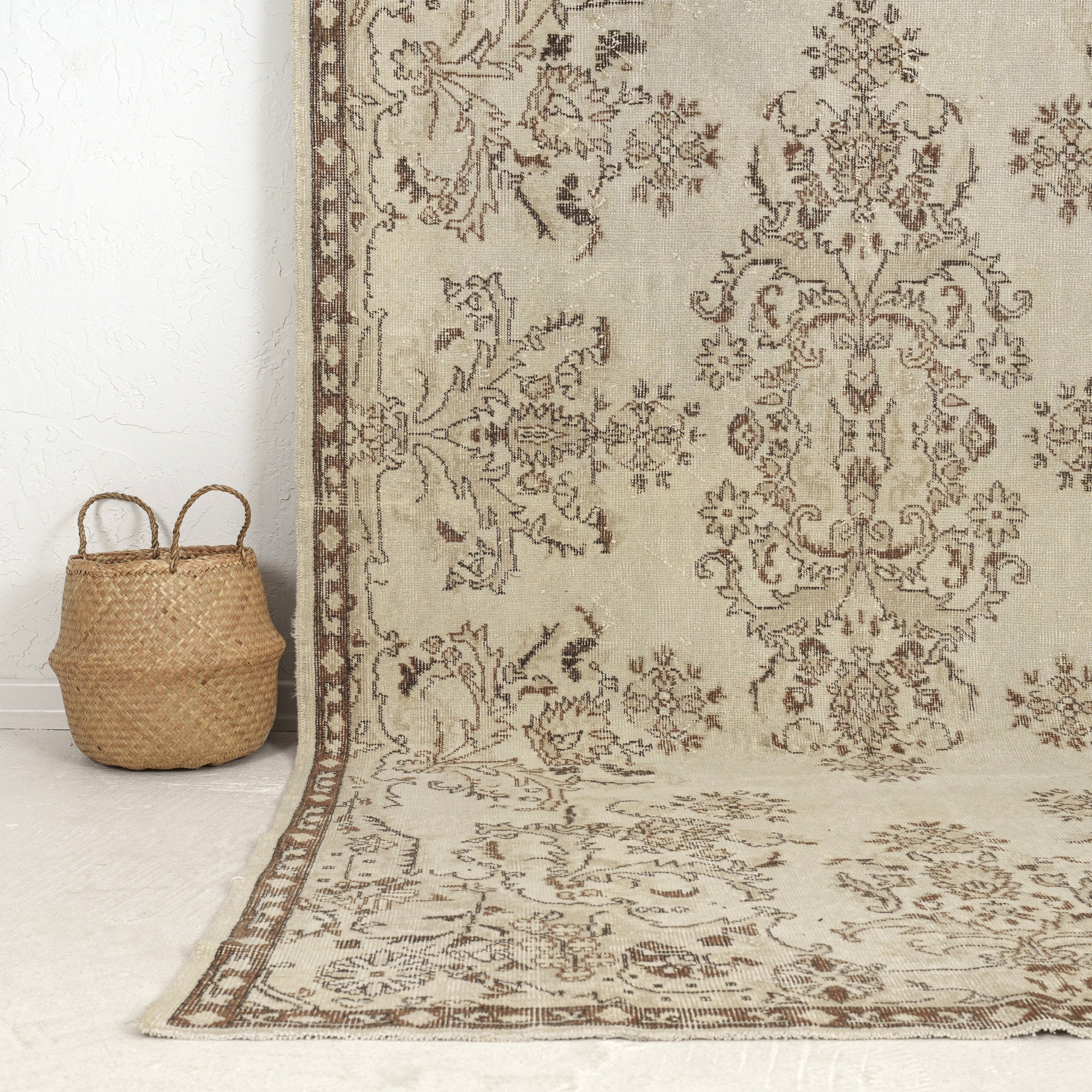 Hypatia - Persian Rug, Handcrafted & Timeless
