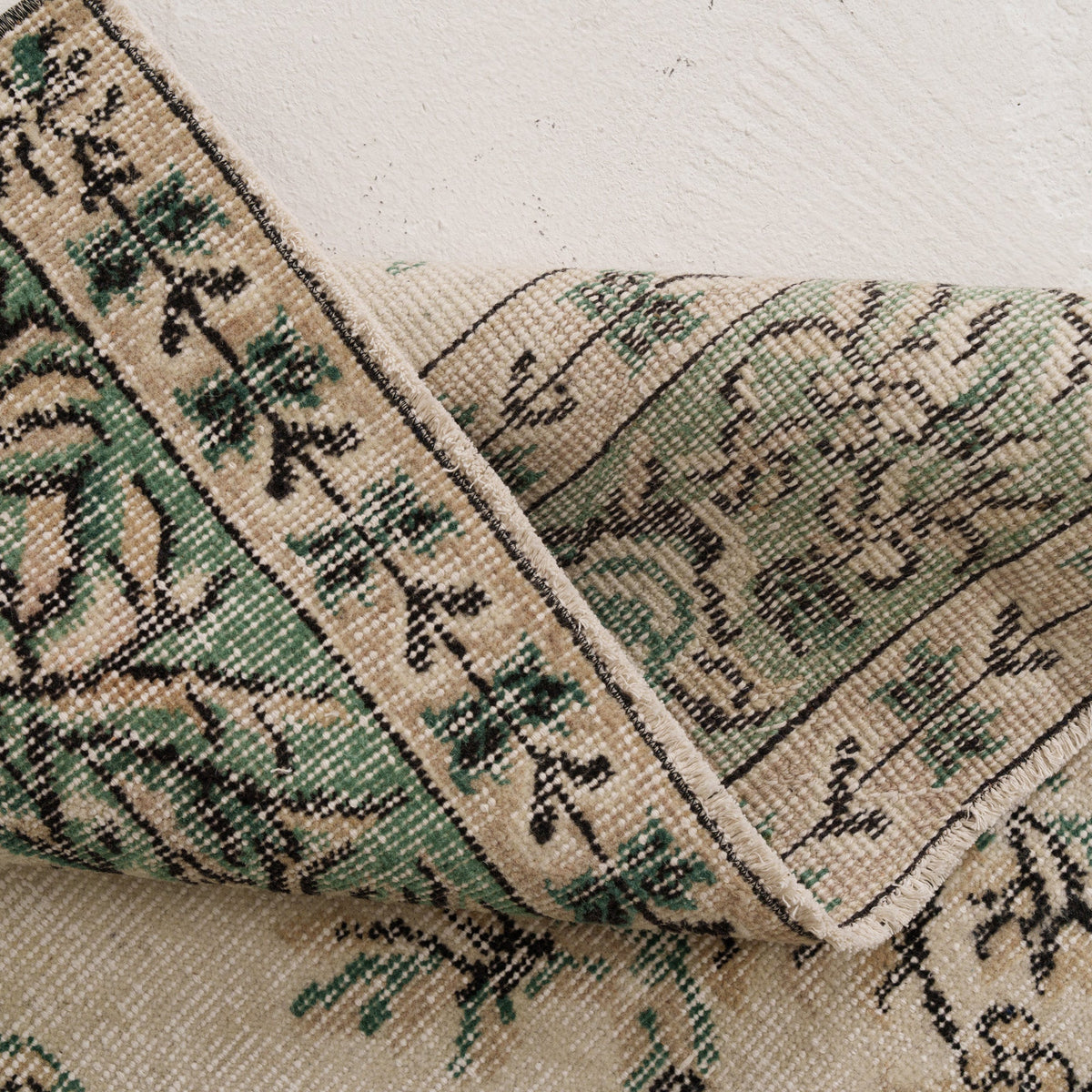 Oriental 5x9 Beige Rug