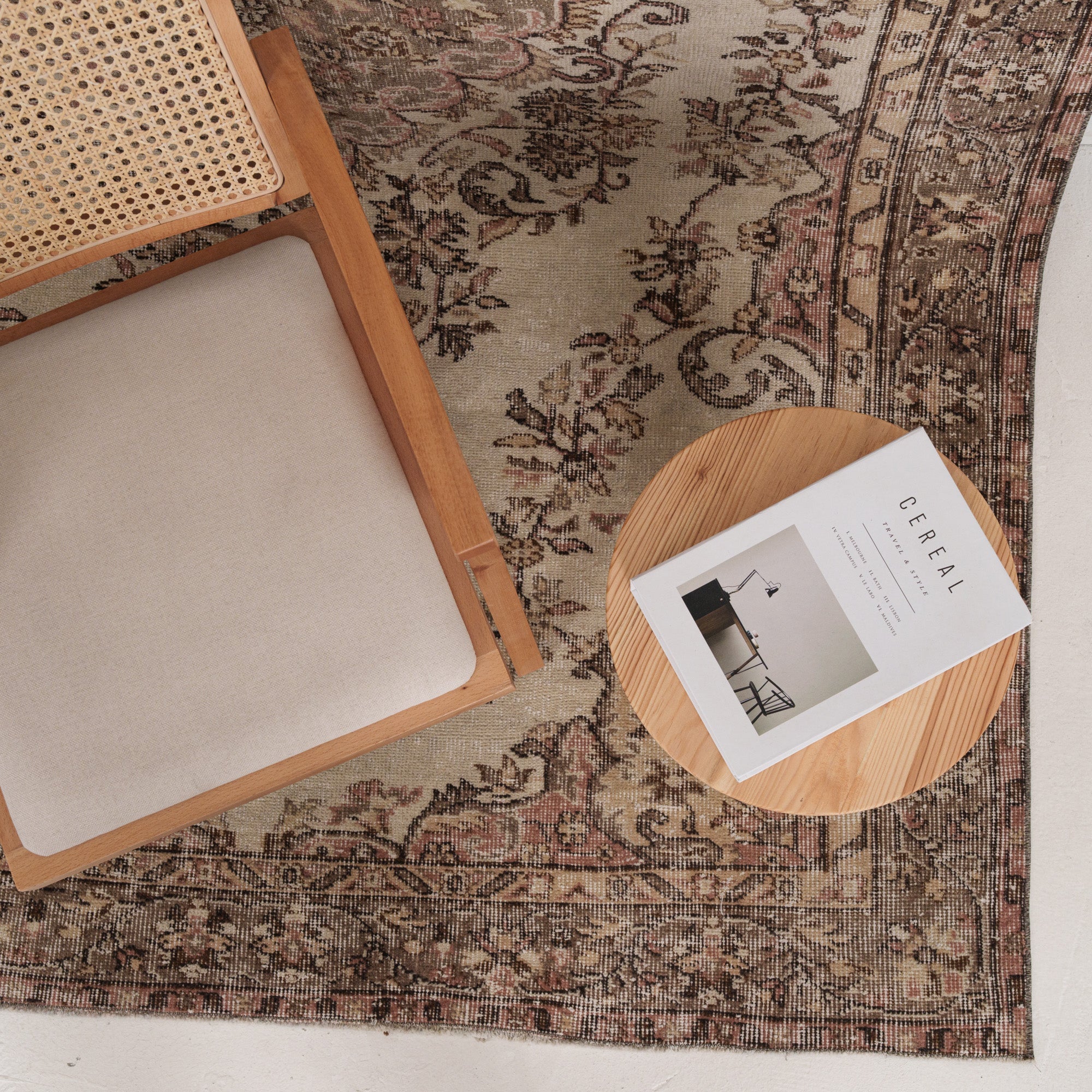 5x9 Beige Turkish Rug