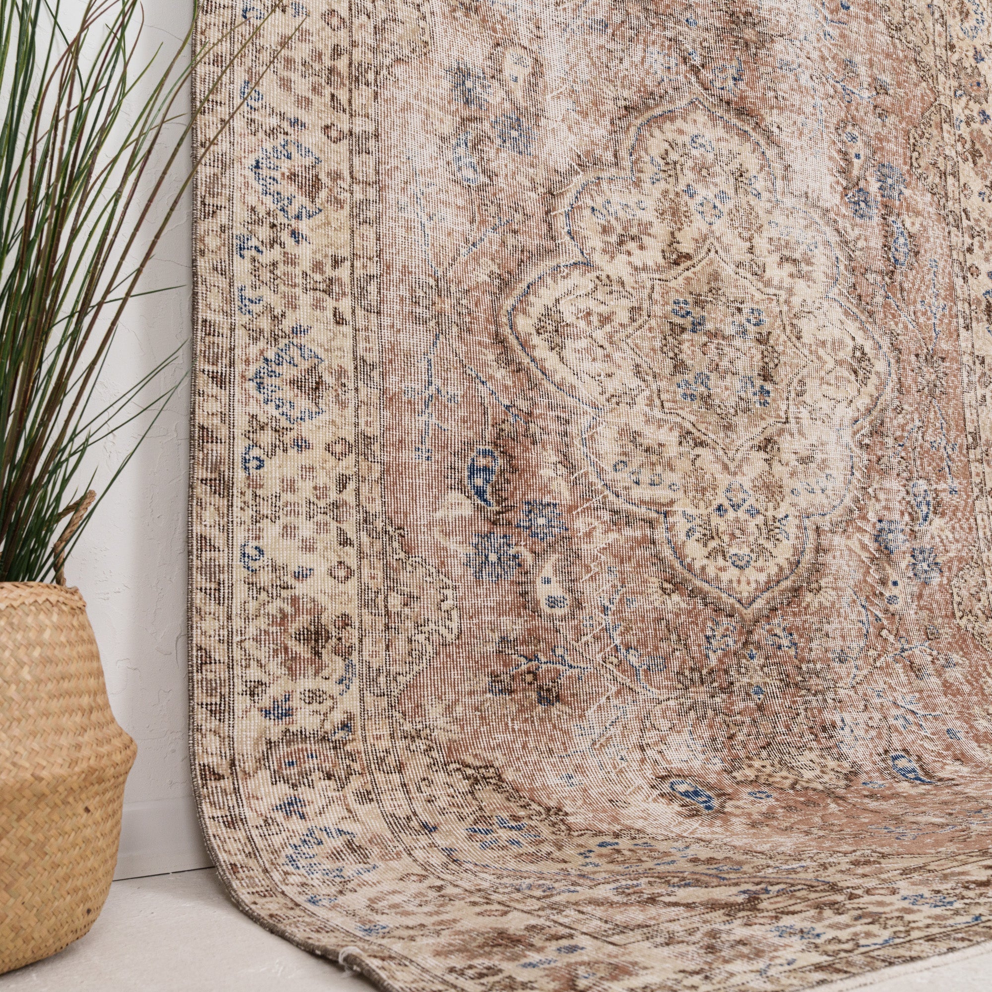 5x8 Persian Rug