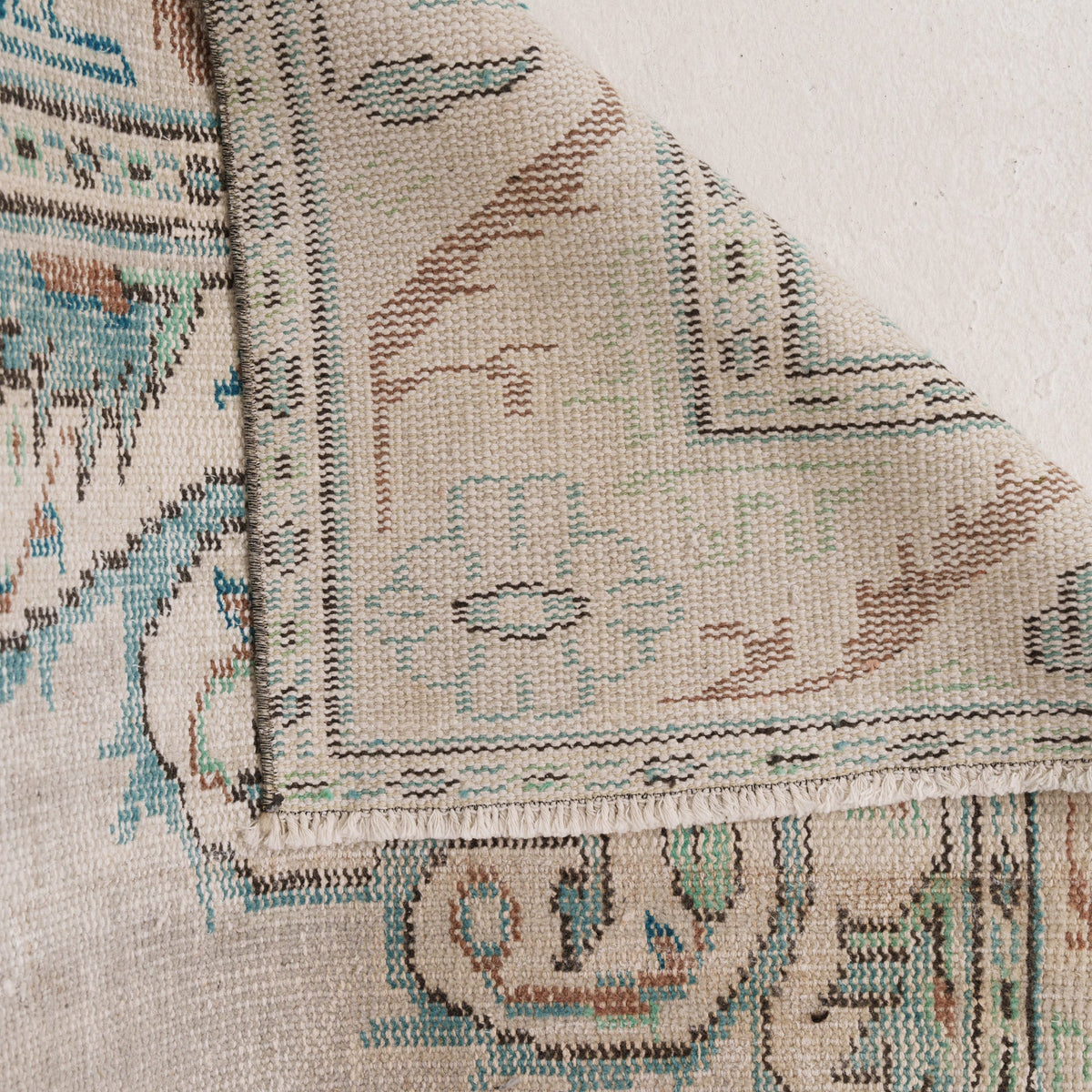 Oriental 5x8 Beige Rug