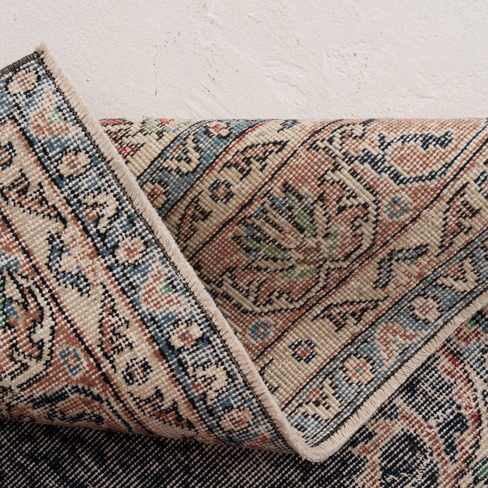 Oriental 6x9 Blue Rug