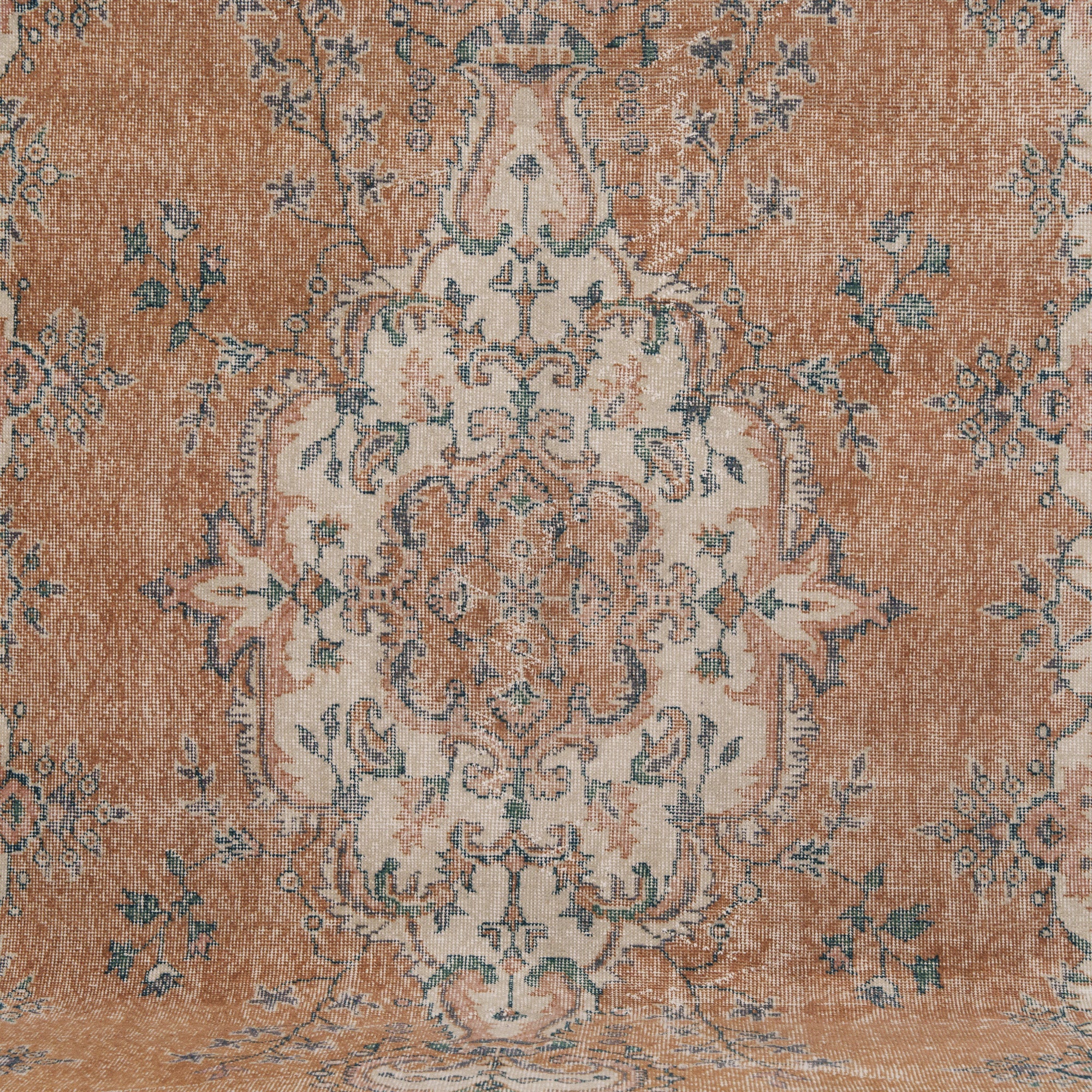 6x10 Vintage Rug