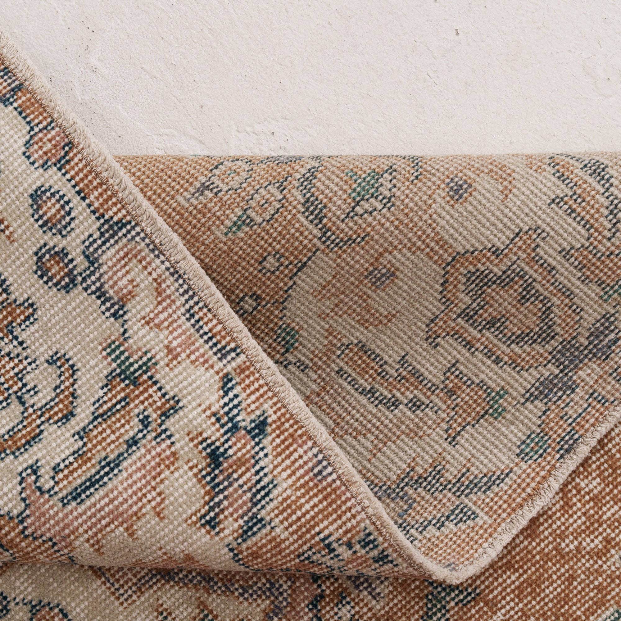 Oriental 6x10 Orange Rug