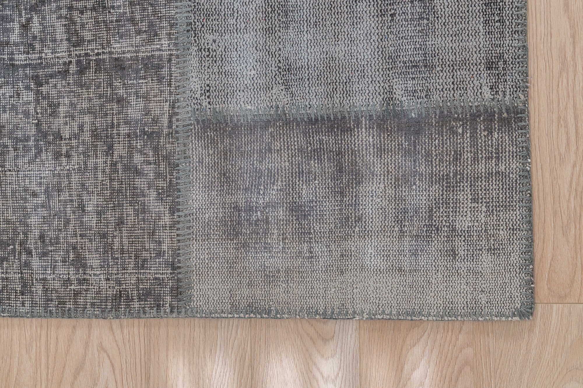 Ilya - Dining Room Rug, Elegant Oriental Style