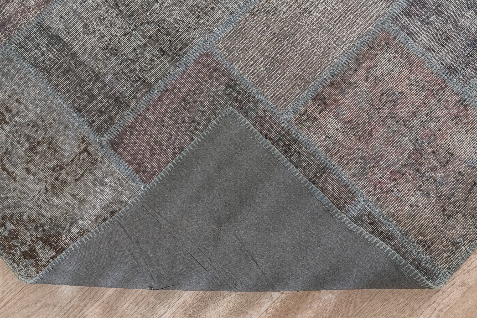 Irlene - Dining Room Rug, Classic Artisan Crafted