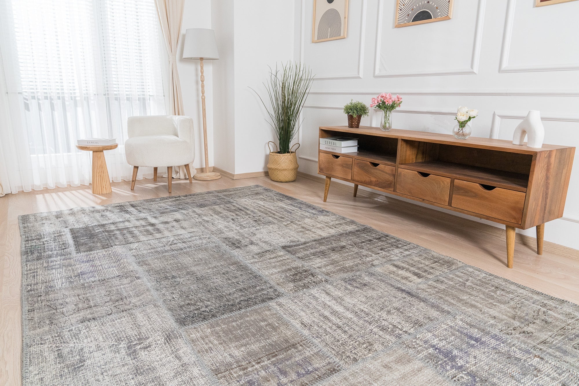 Jalilah - Classic Turkish Rug, Vintage Heritage