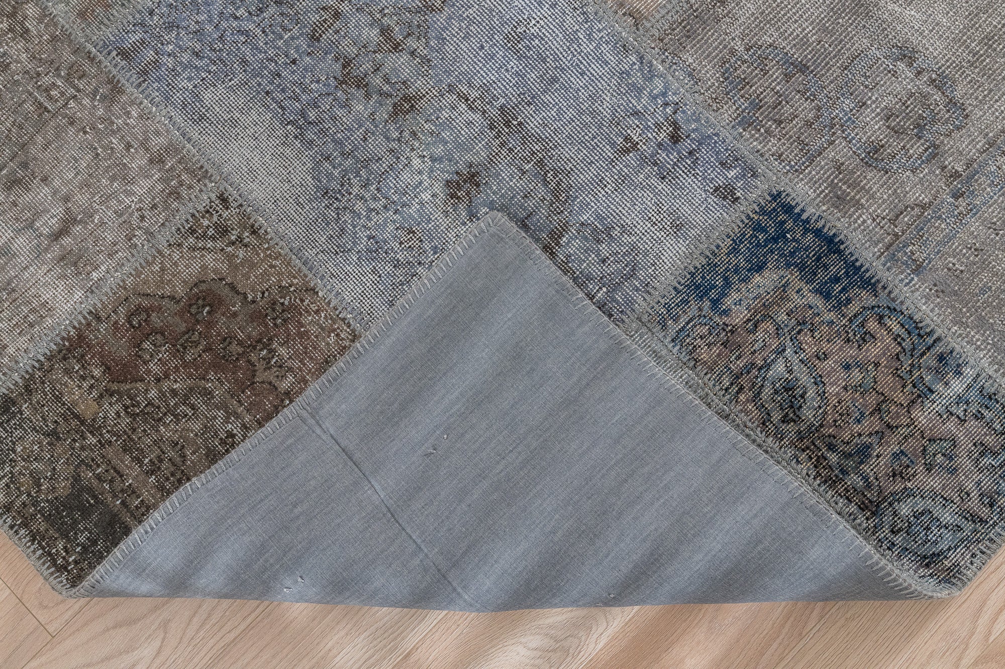 Joella - Oriental Vintage Rug, Collector's Edition