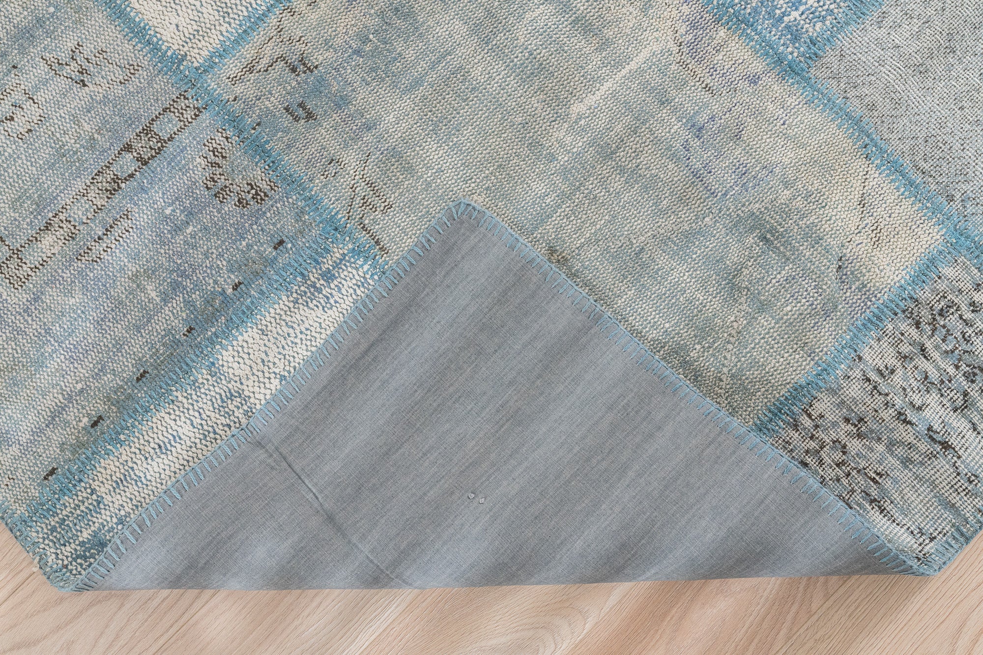 Rowina - Elegant Living Room Rug, Antique Charm