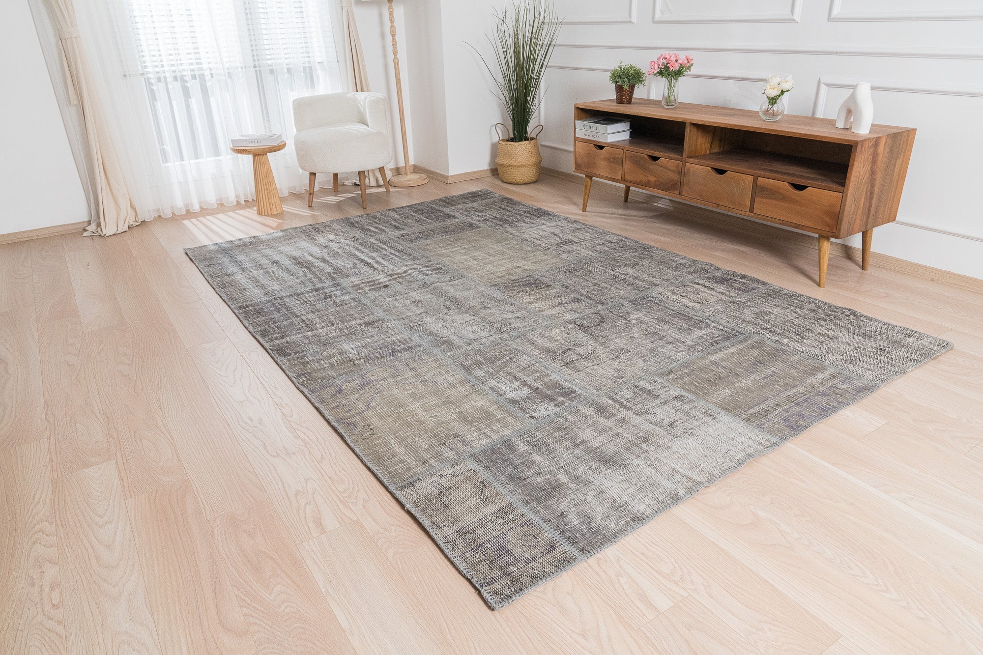 Jalaine - Oriental Vintage Rug, Collector's Edition